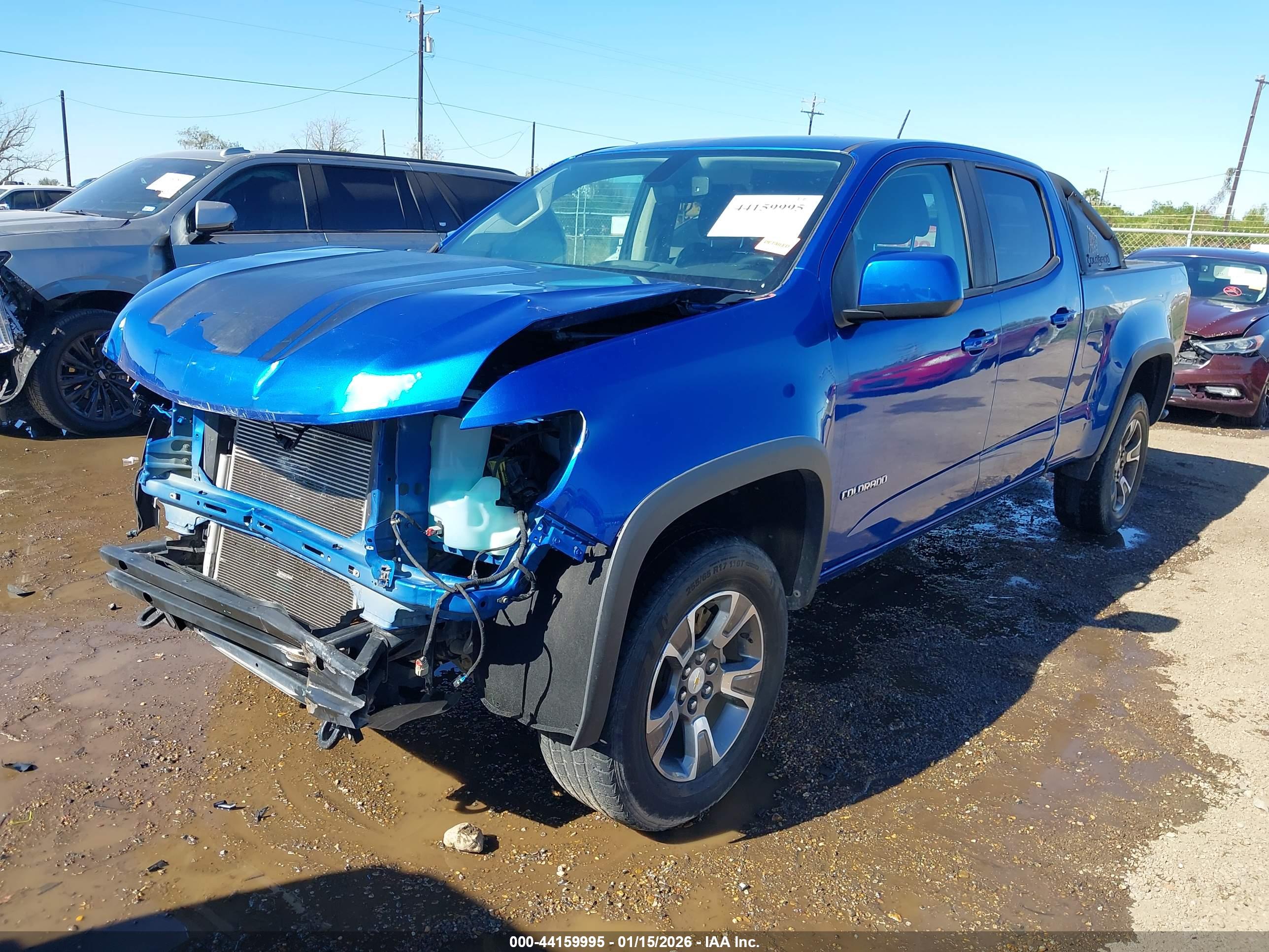 CHEVROLET COLORADO image 2