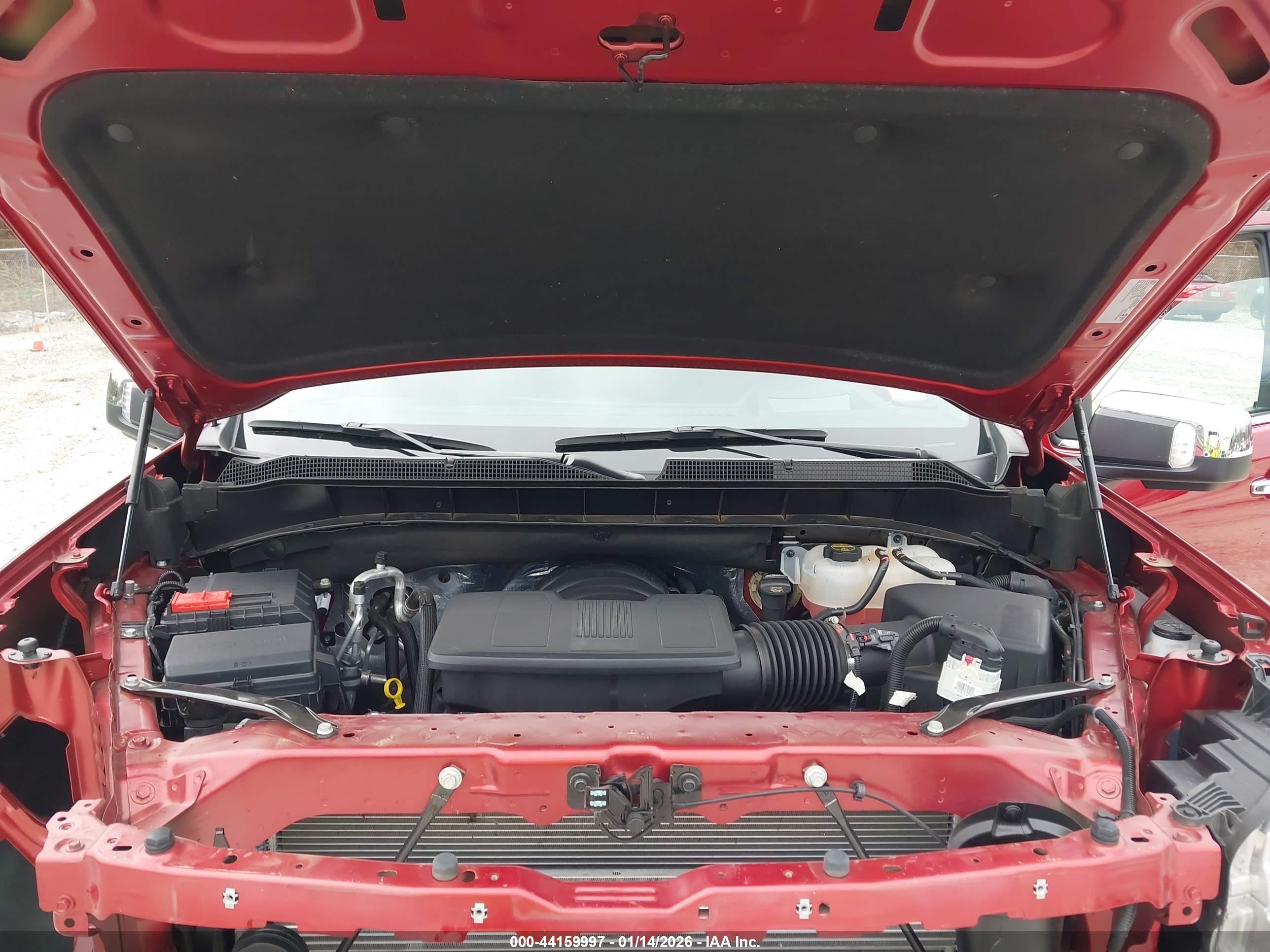 CHEVROLET SILVERADO image 10