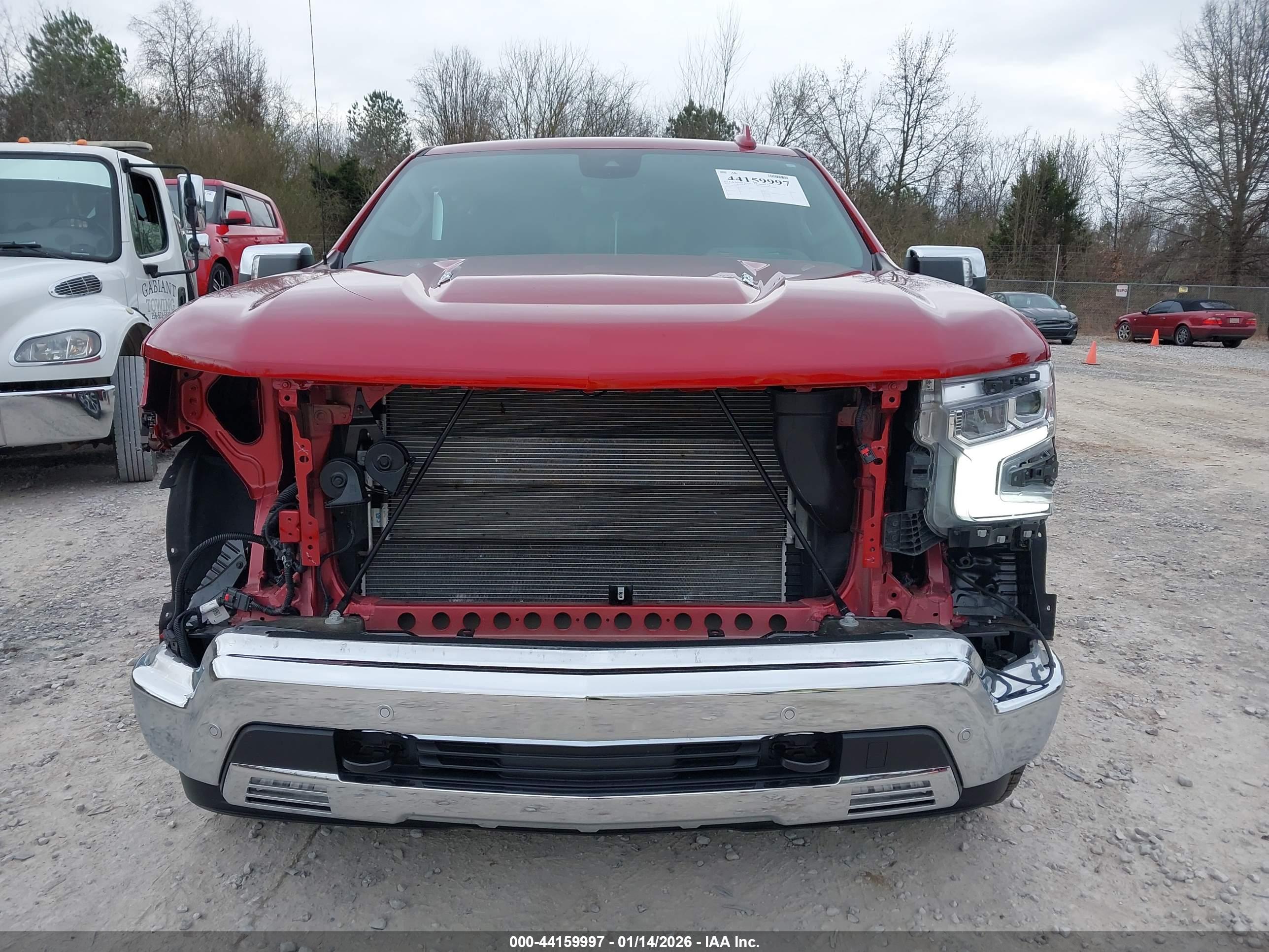 CHEVROLET SILVERADO image 6