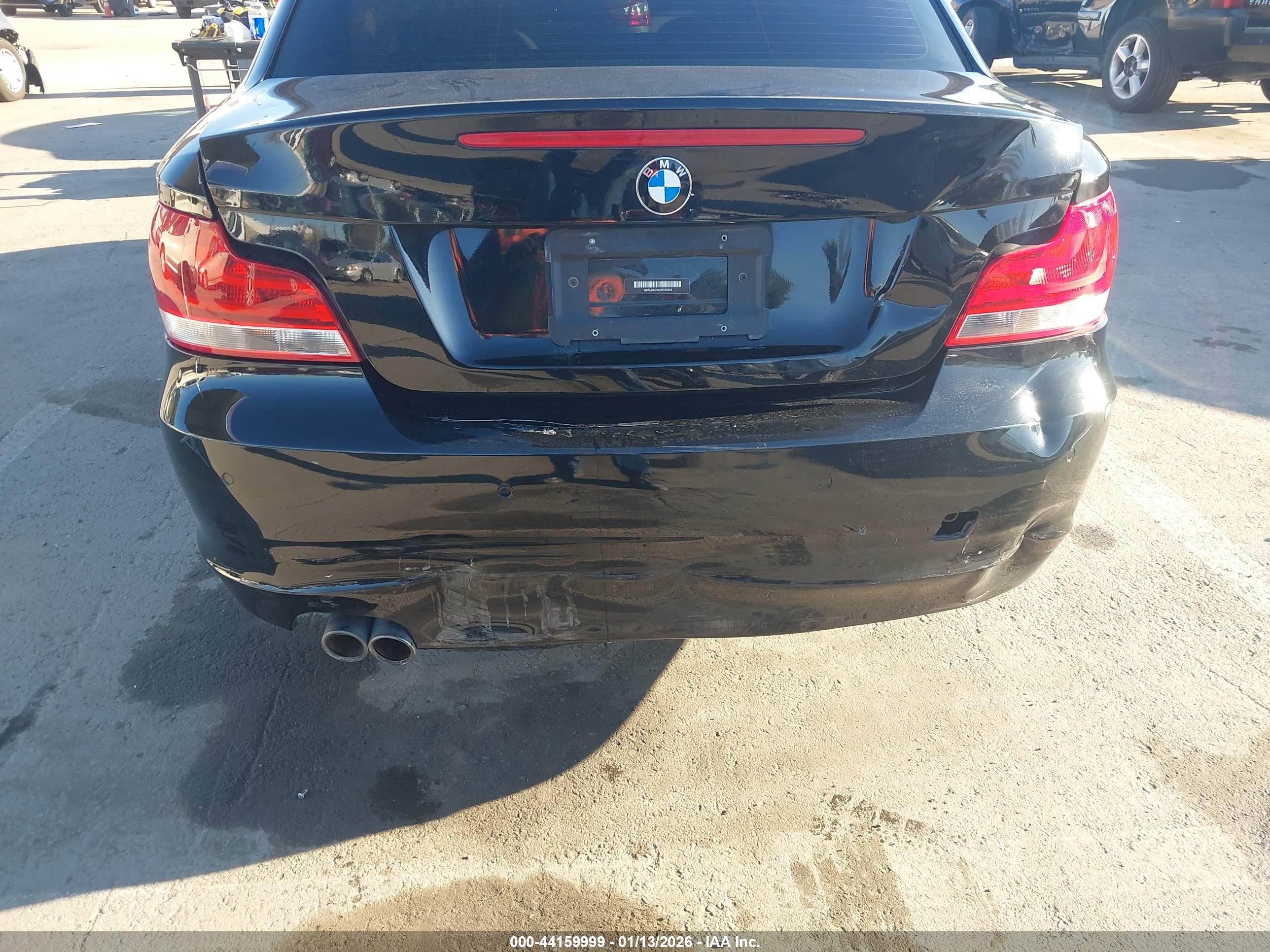 BMW 128I image 6