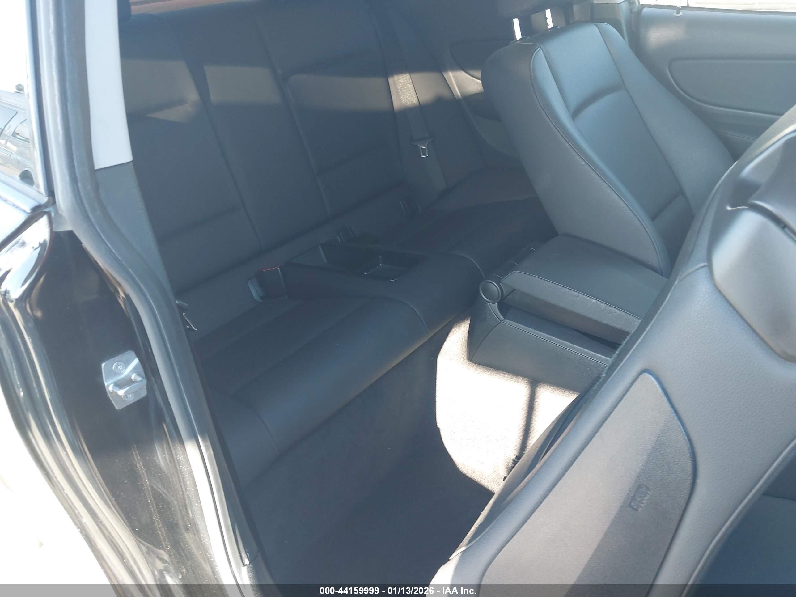 BMW 128I image 8