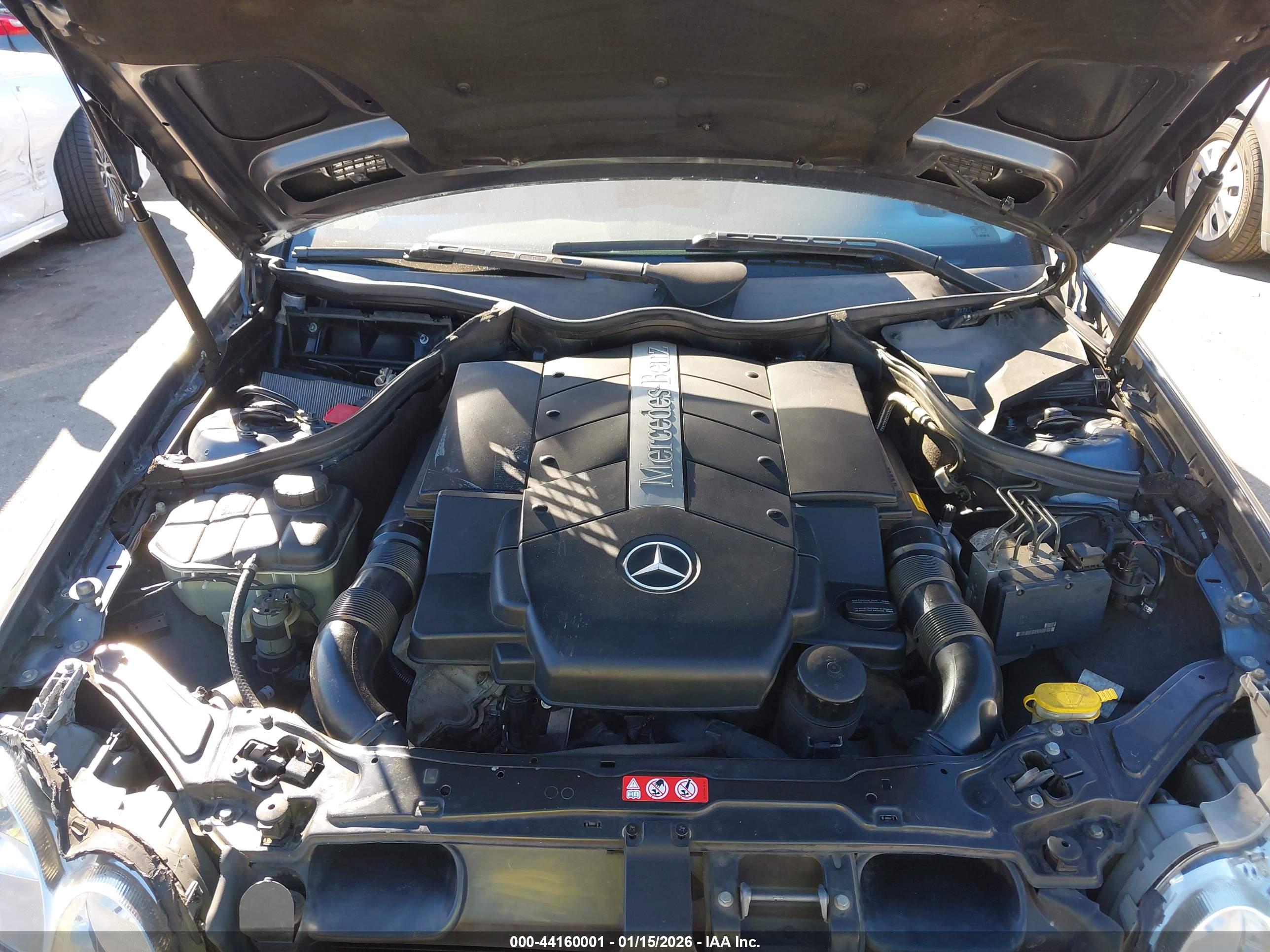 MERCEDES-BENZ CLK image 10