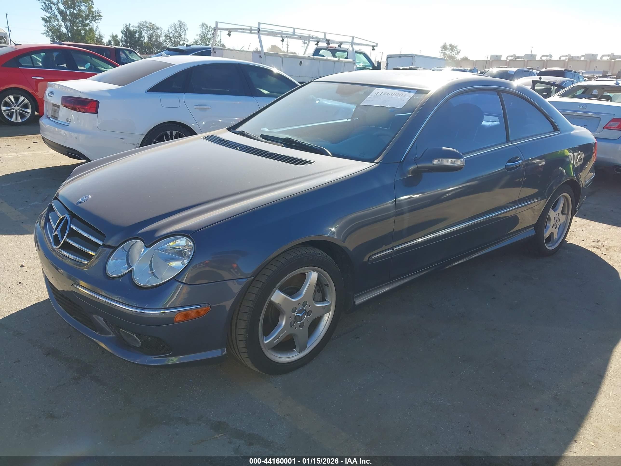 MERCEDES-BENZ CLK image 2