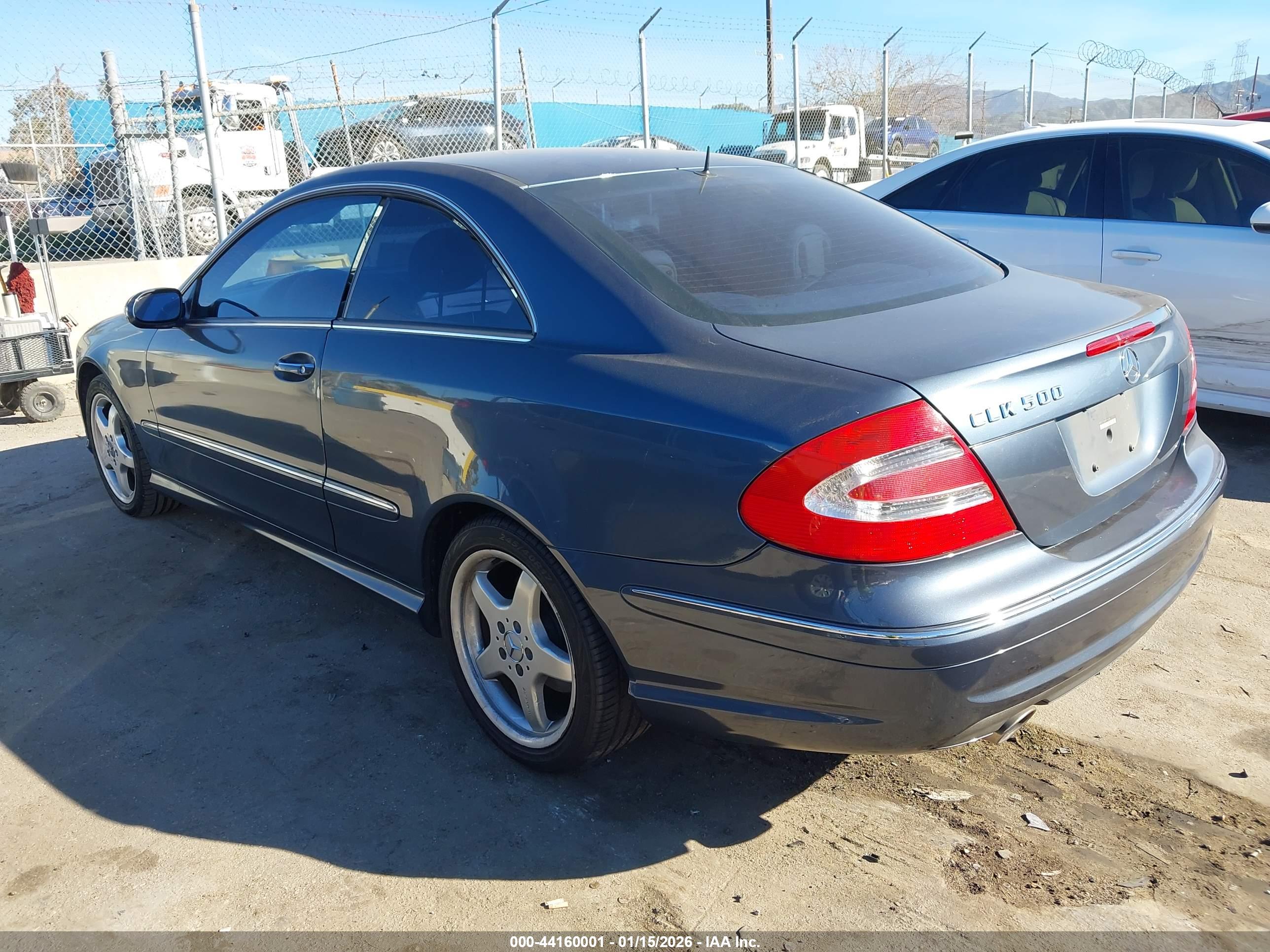 MERCEDES-BENZ CLK image 3