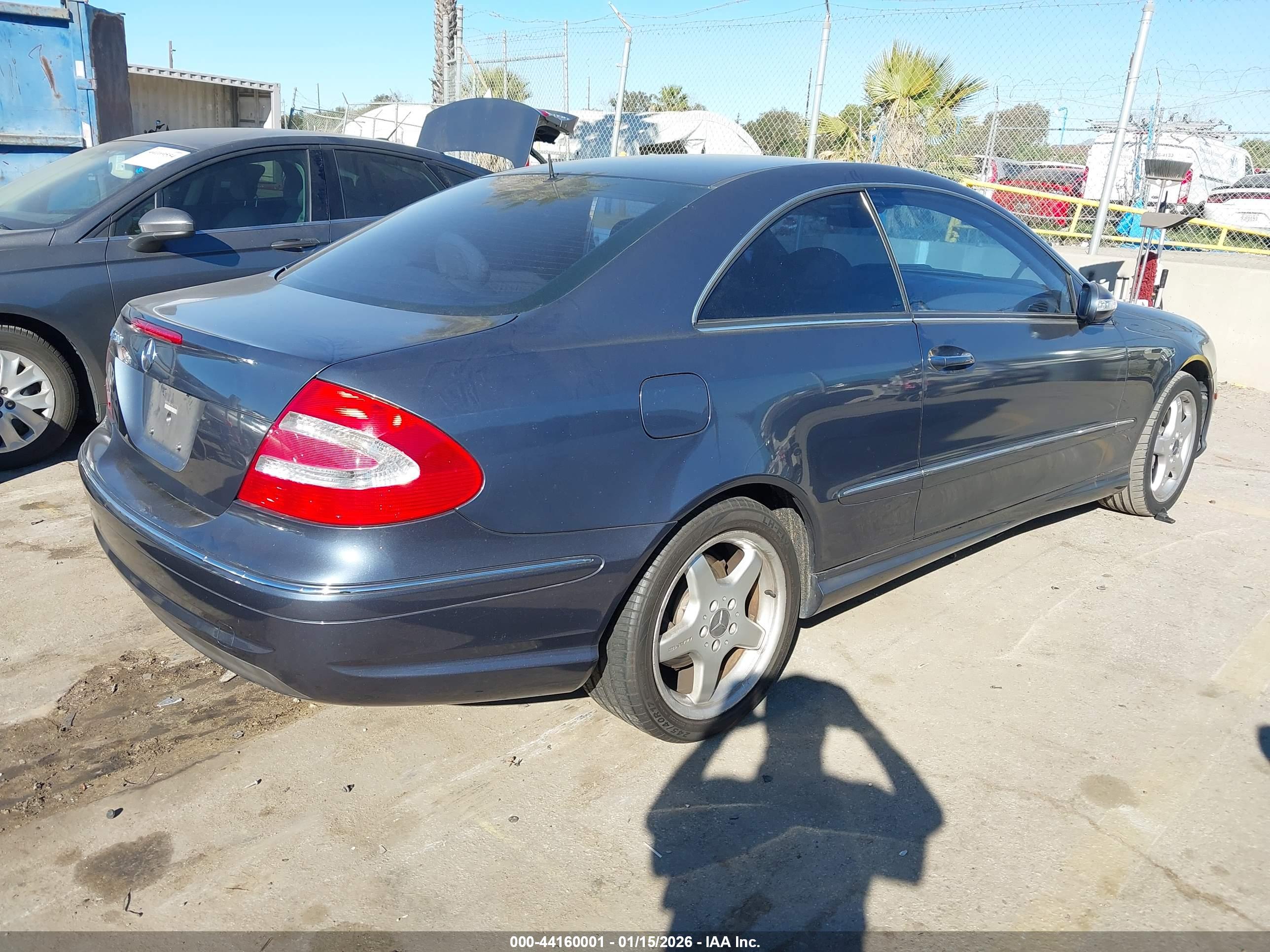 MERCEDES-BENZ CLK image 4