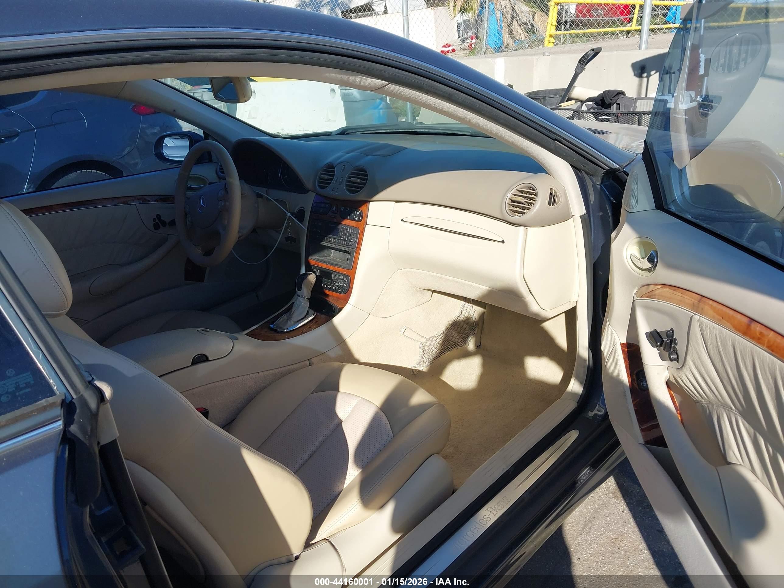 MERCEDES-BENZ CLK image 5