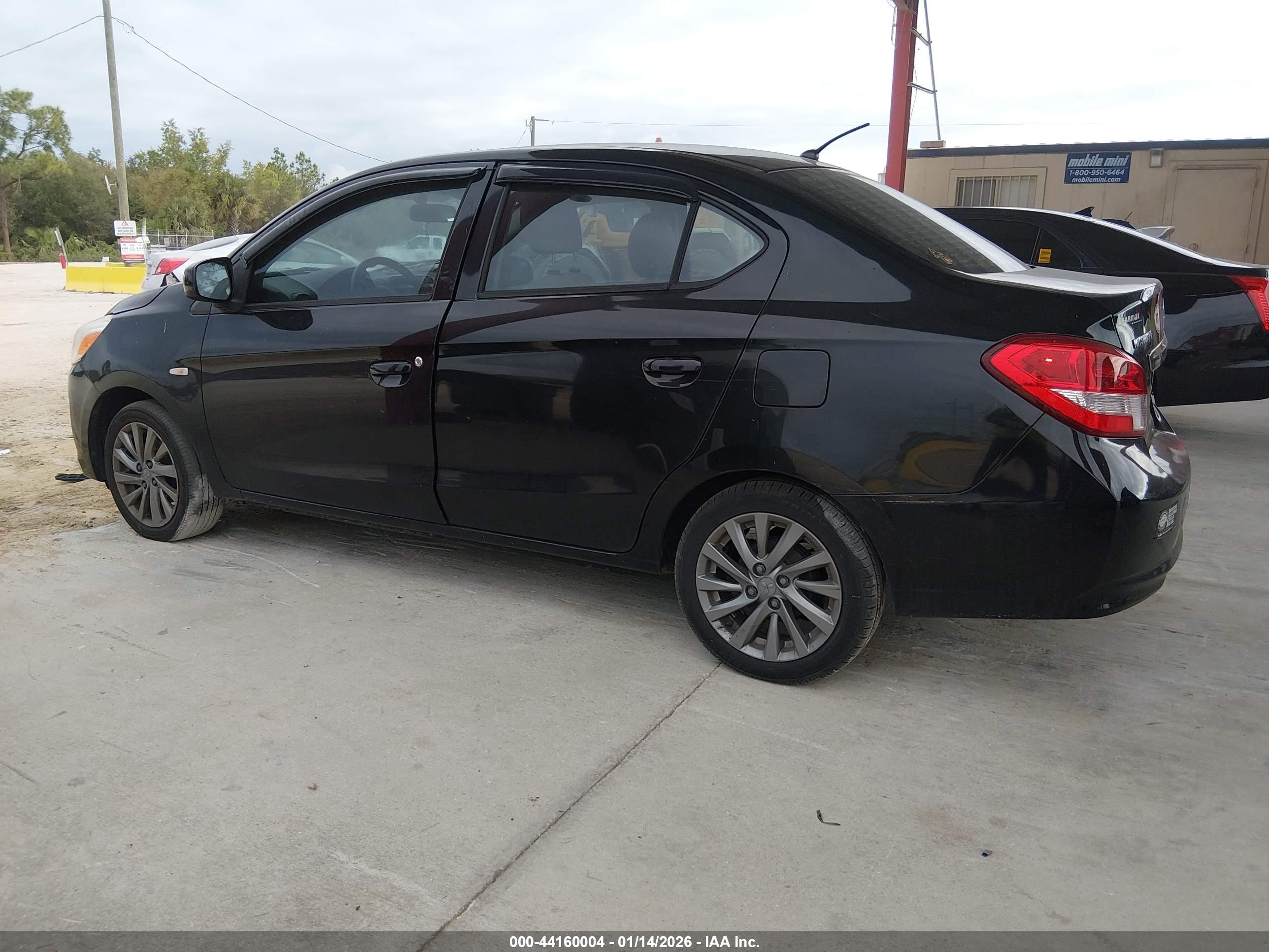MITSUBISHI MIRAGE image 3