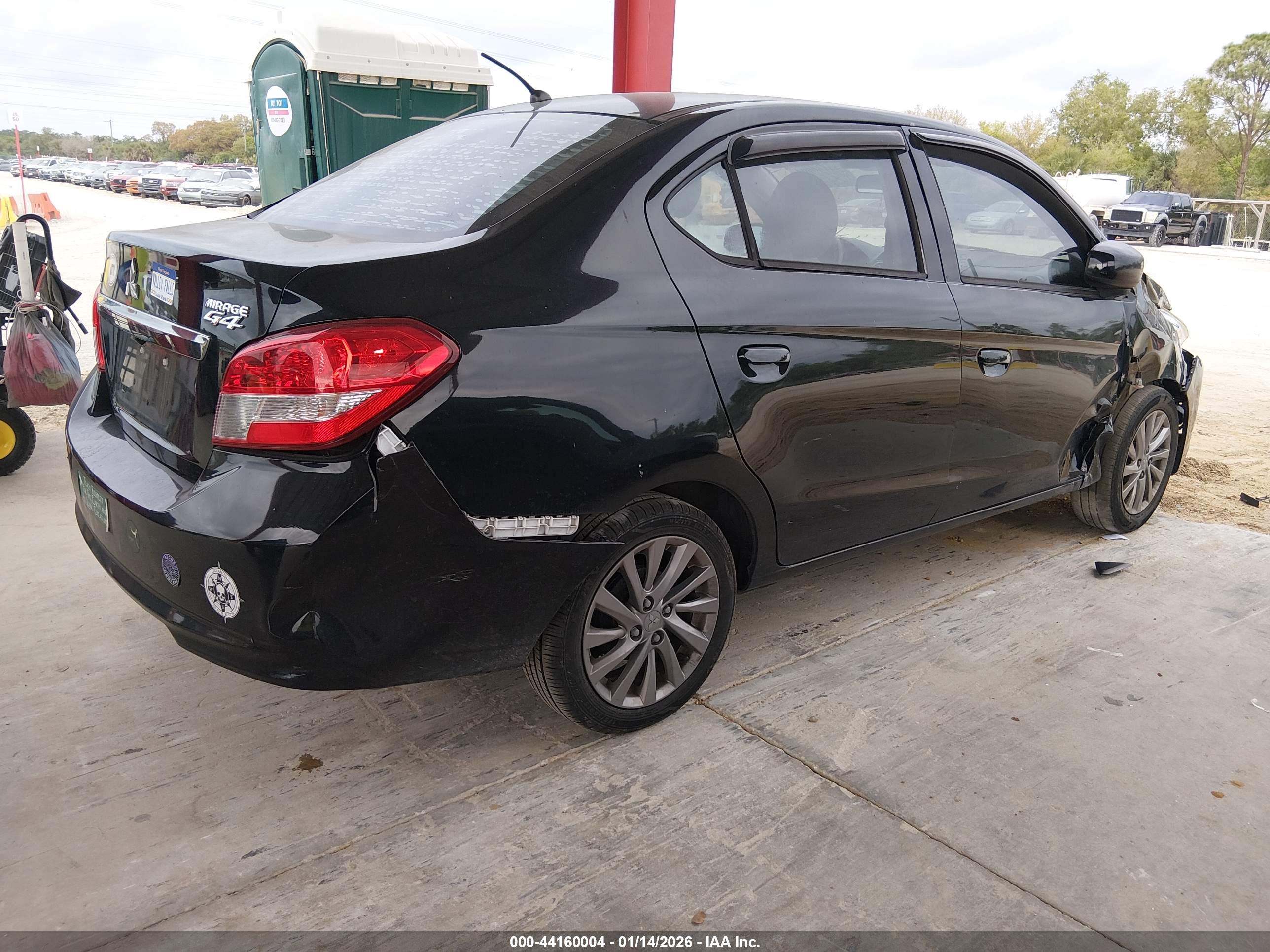 MITSUBISHI MIRAGE image 4