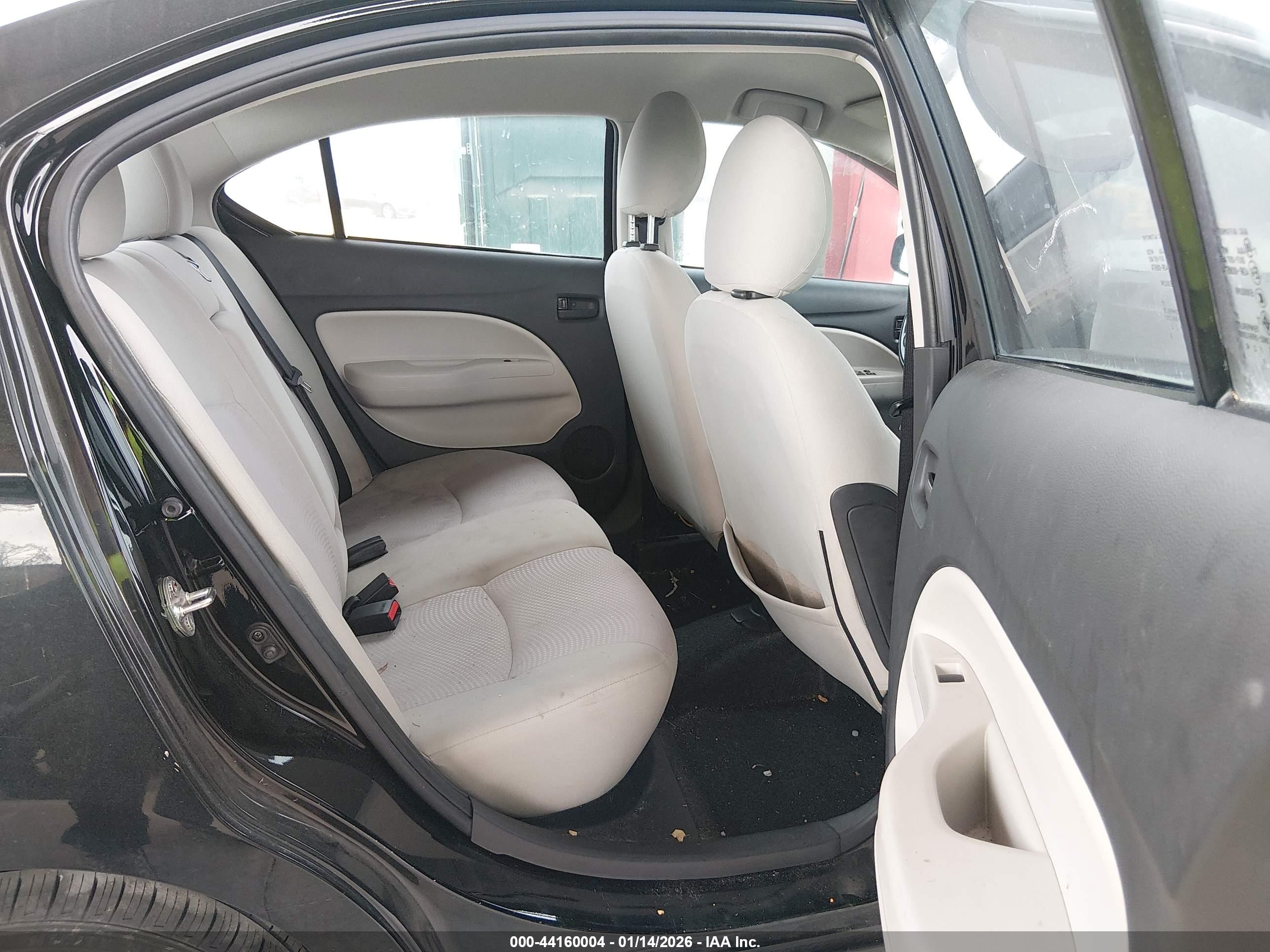 MITSUBISHI MIRAGE image 8