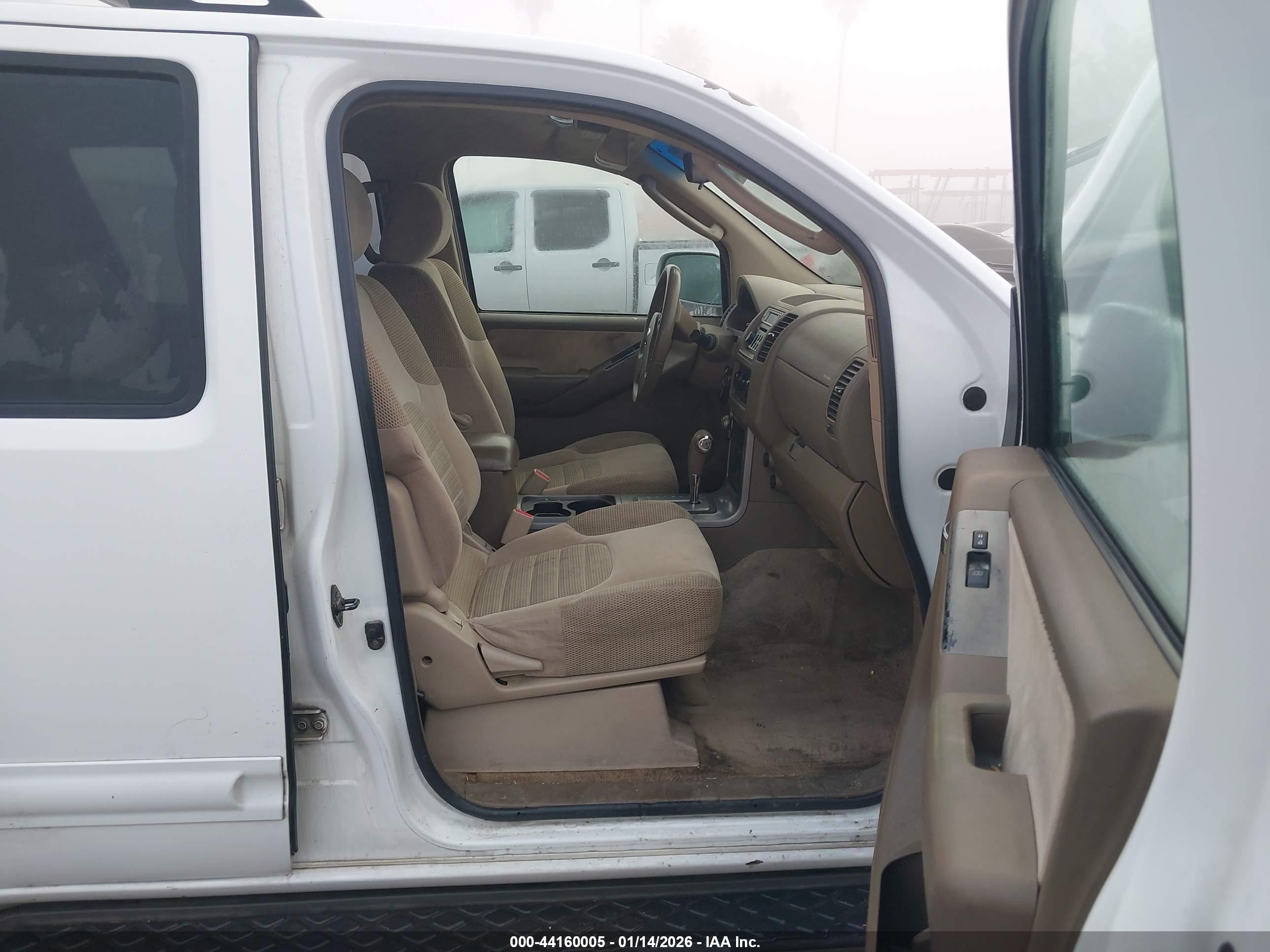 NISSAN PATHFINDER image 5