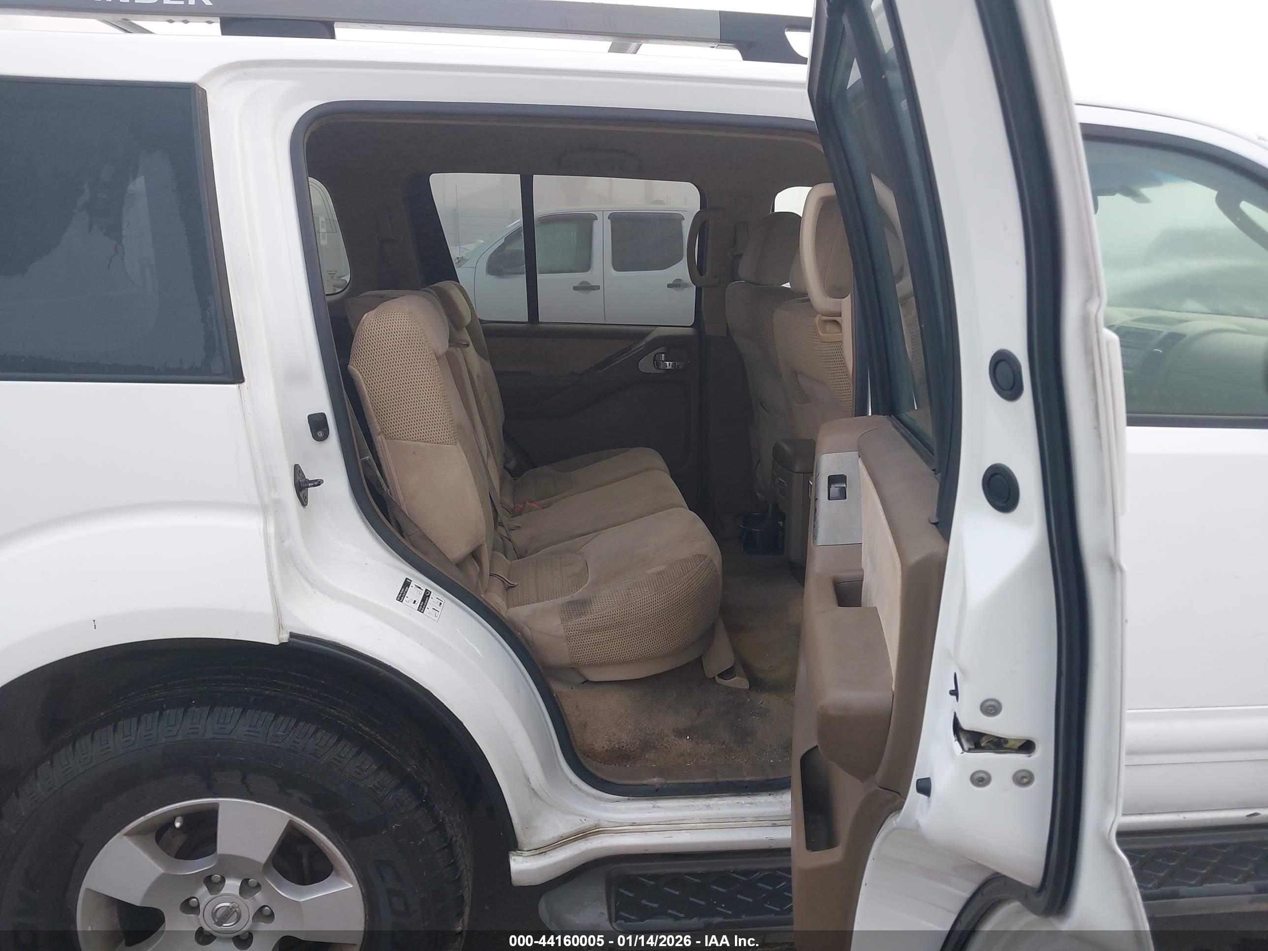 NISSAN PATHFINDER image 8