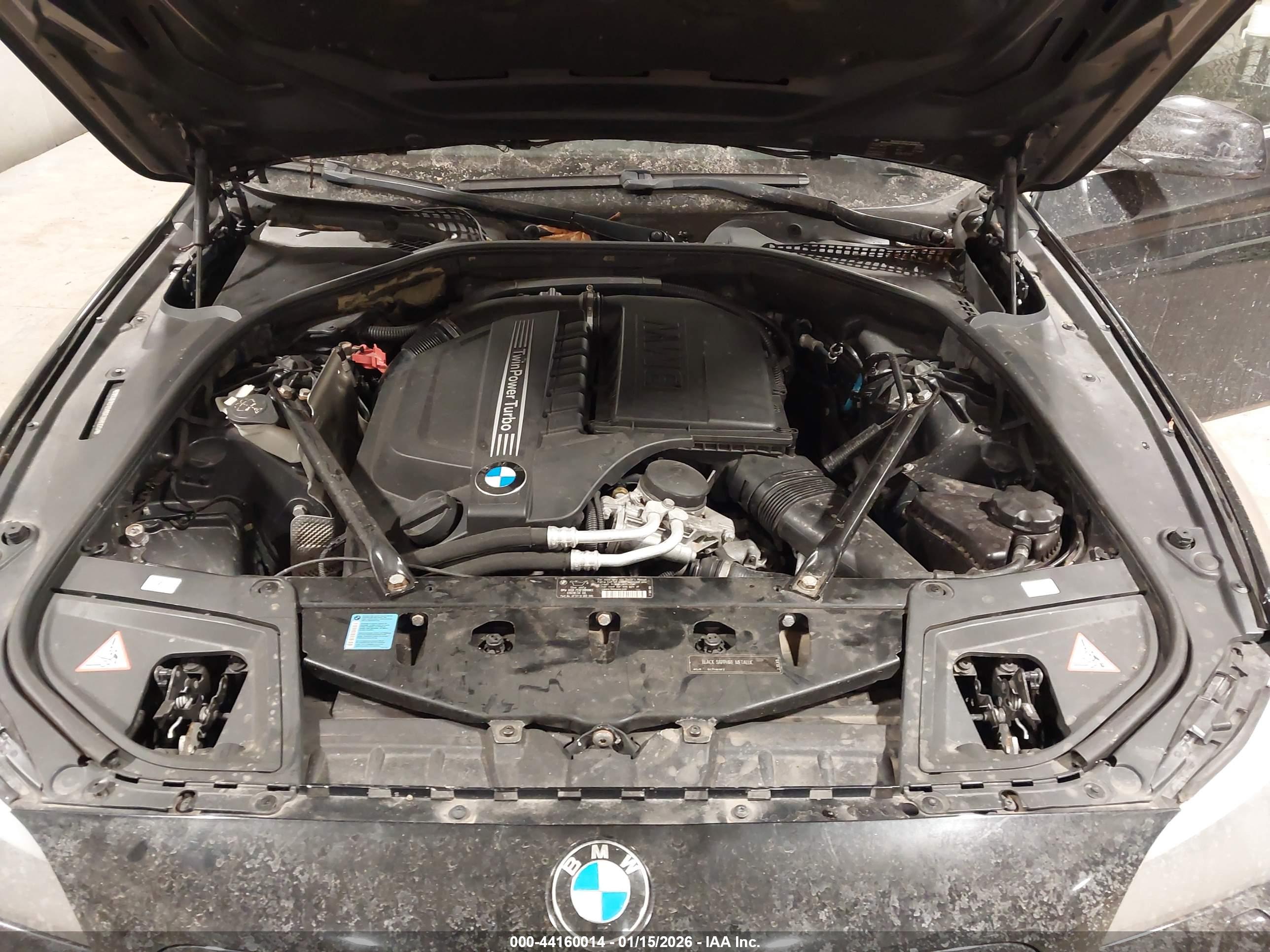 BMW 535I image 10