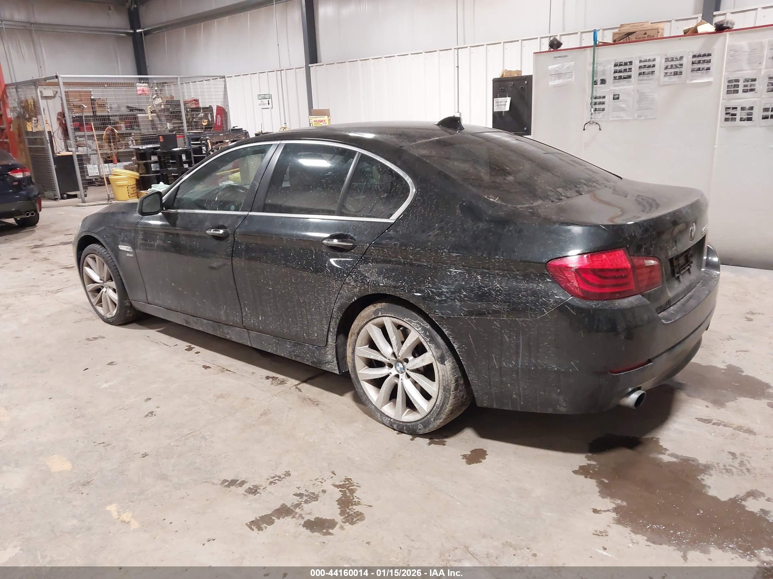 BMW 535I image 3