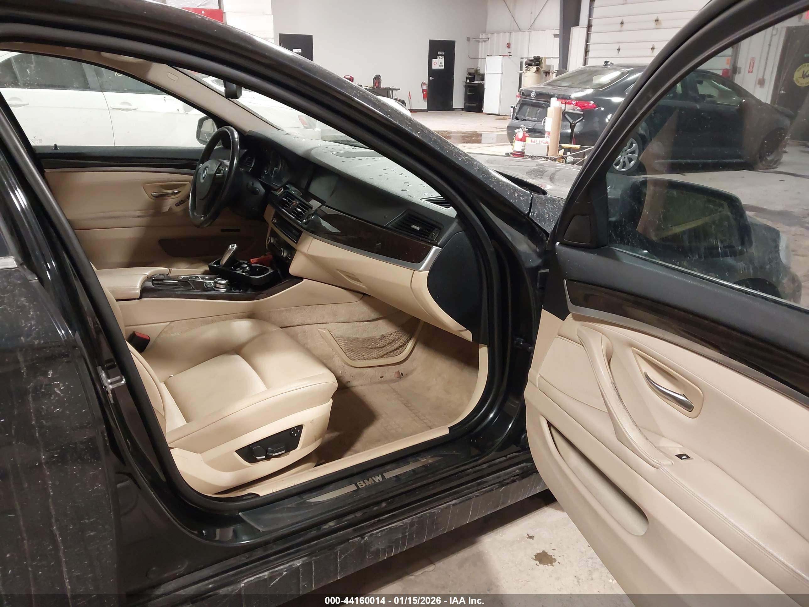 BMW 535I image 5