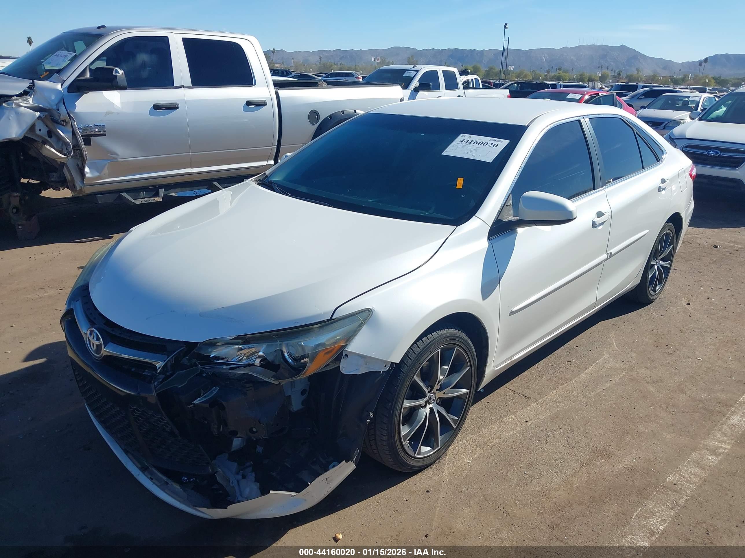 TOYOTA CAMRY image 2