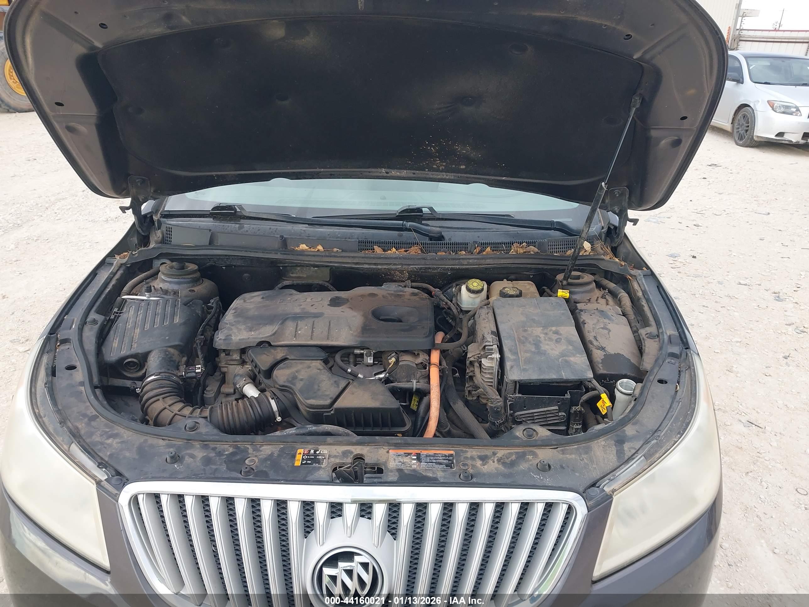 BUICK LACROSSE image 10