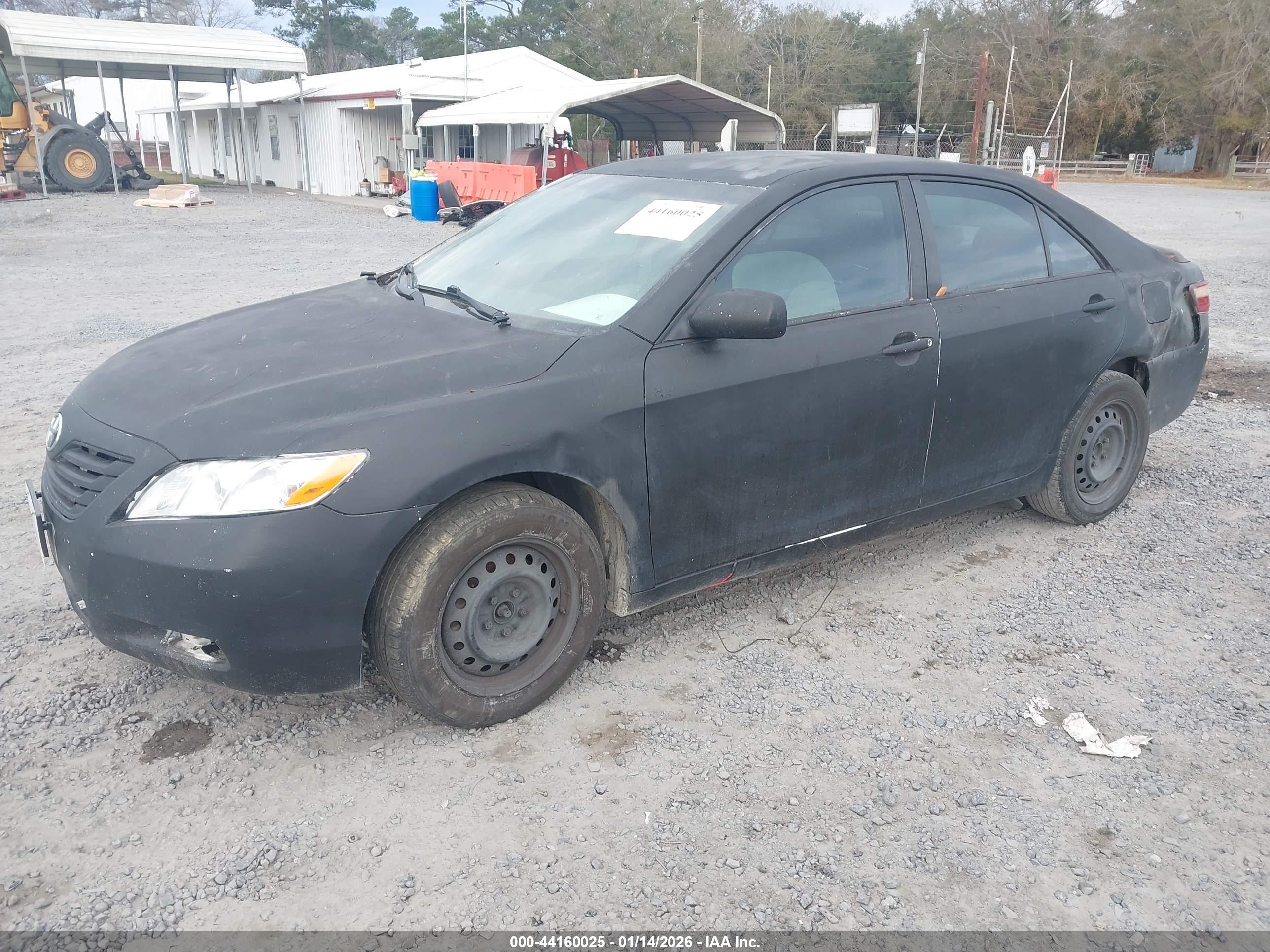 TOYOTA CAMRY image 2