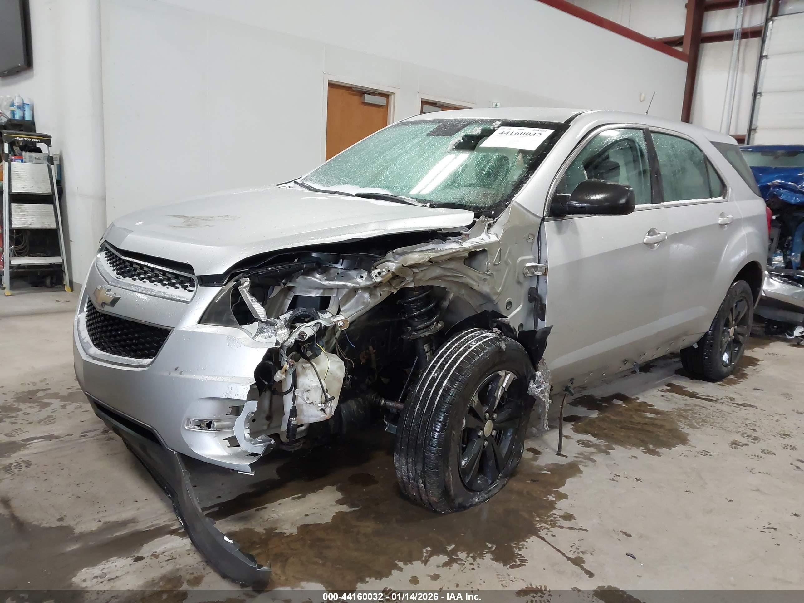 CHEVROLET EQUINOX image 2