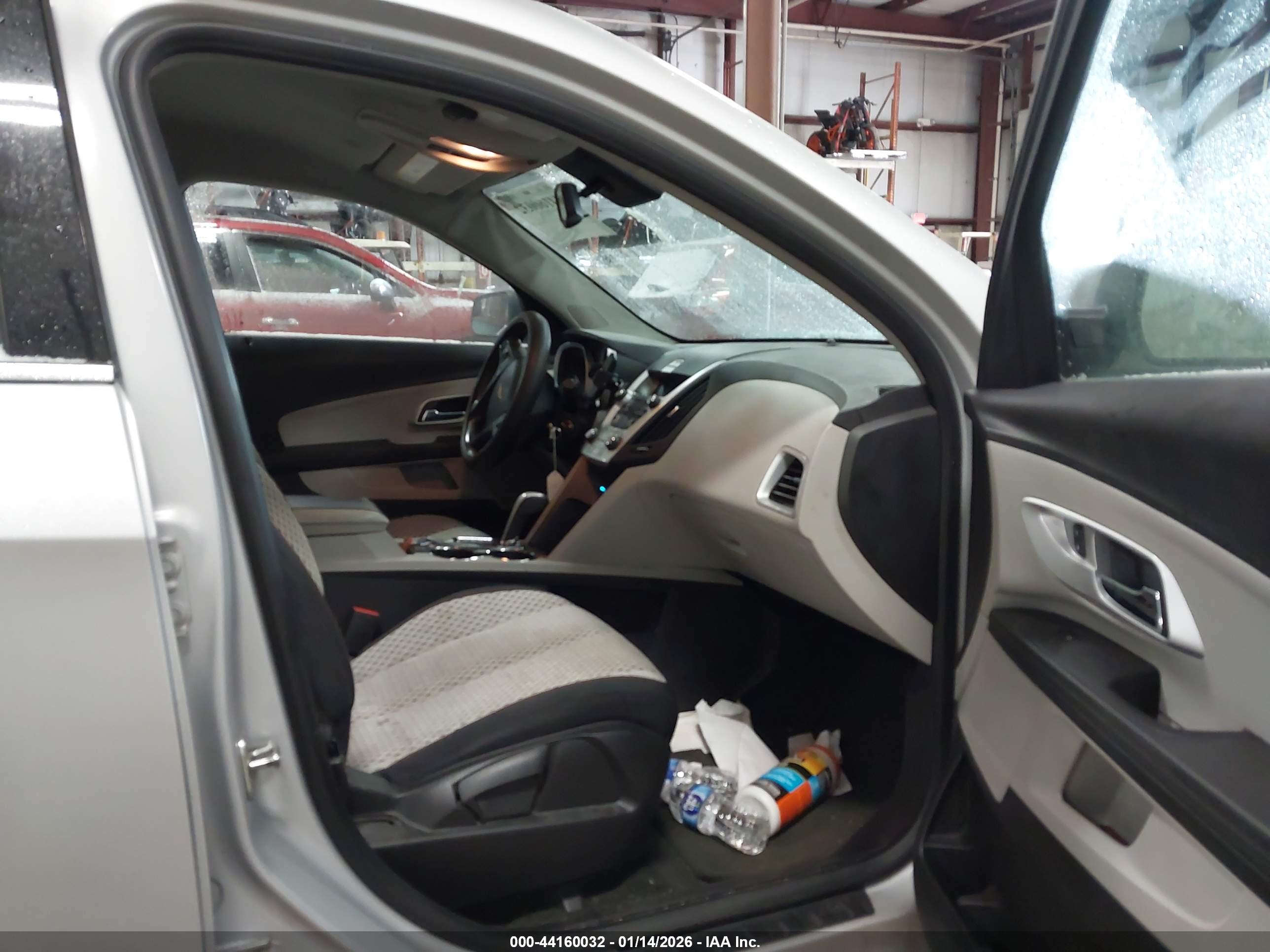 CHEVROLET EQUINOX image 5