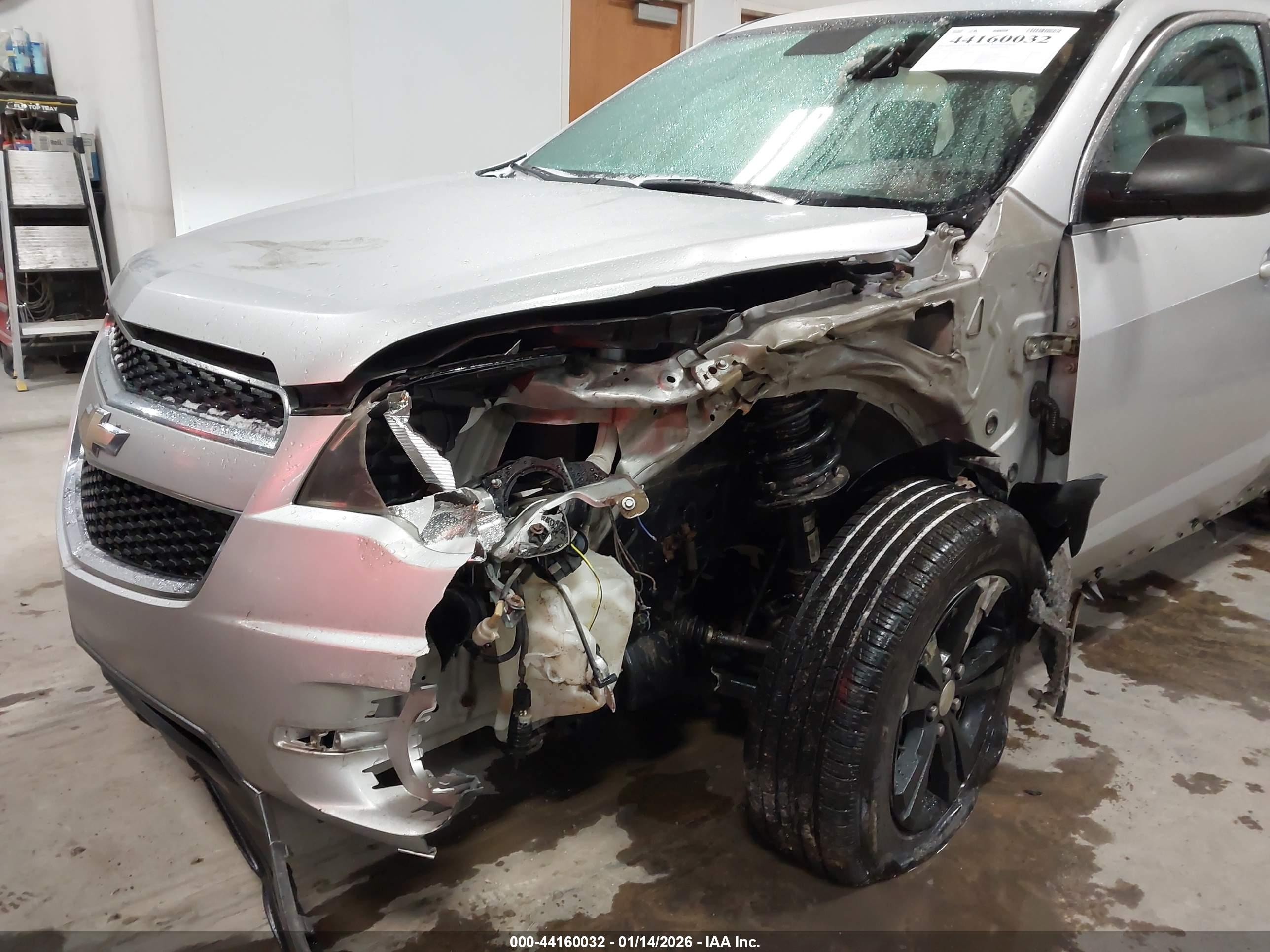 CHEVROLET EQUINOX image 6