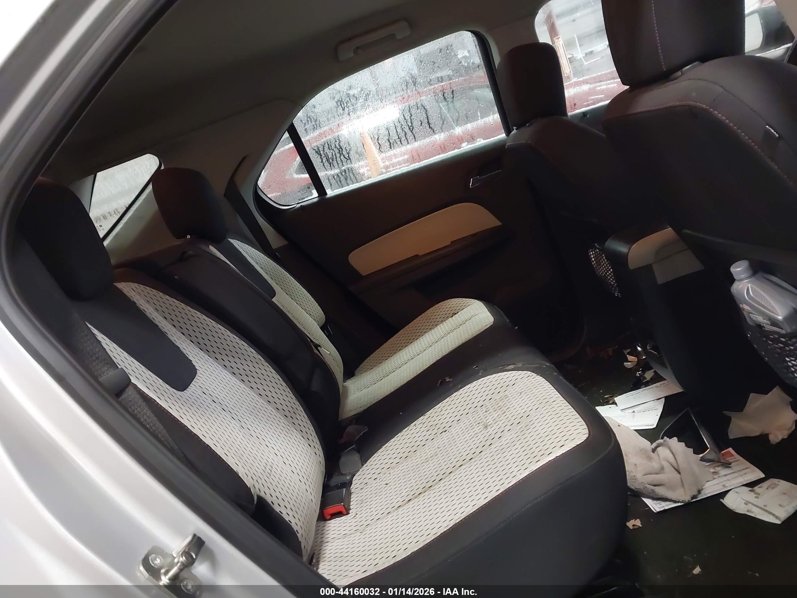 CHEVROLET EQUINOX image 8