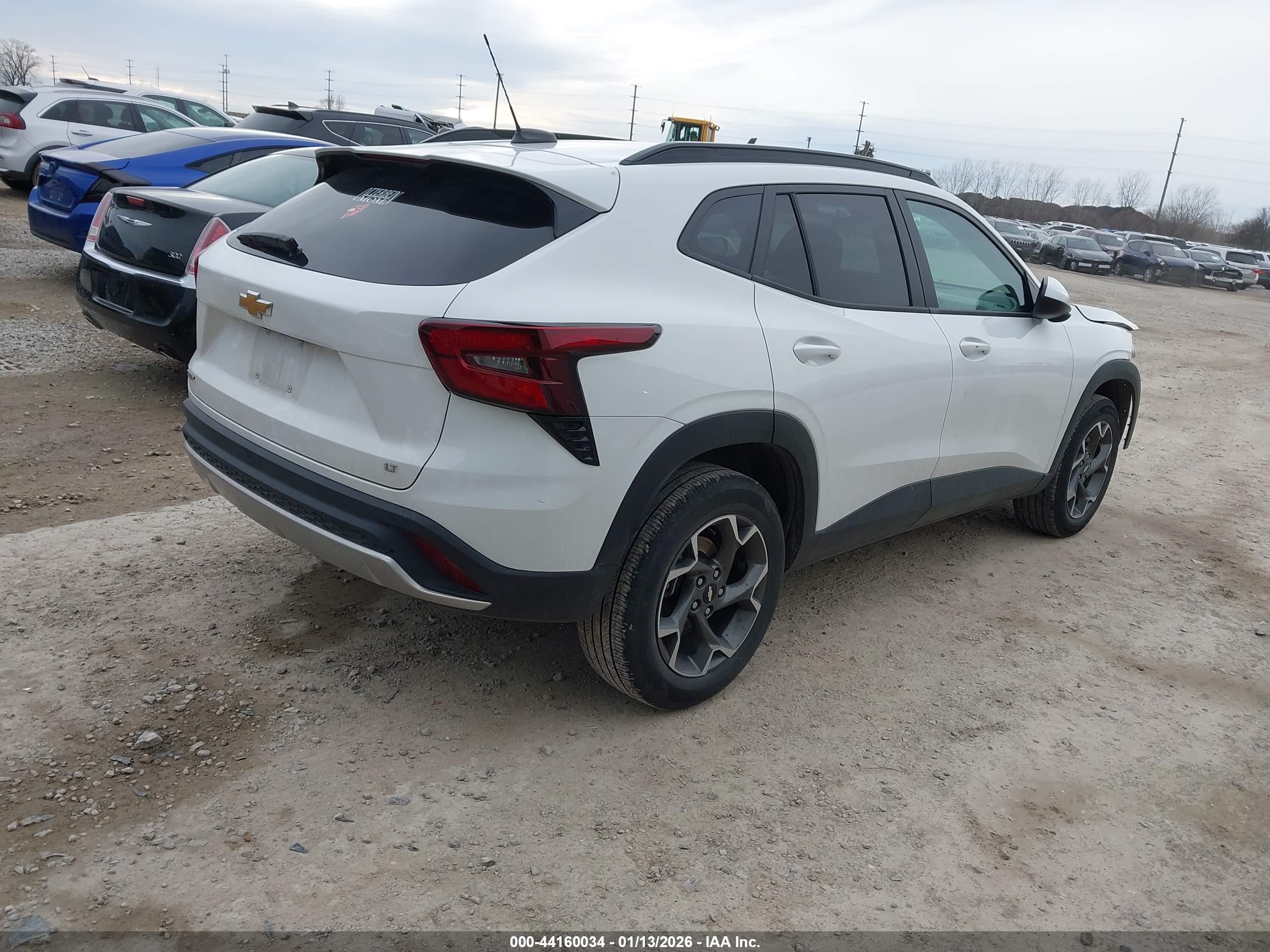 CHEVROLET TRAX image 4