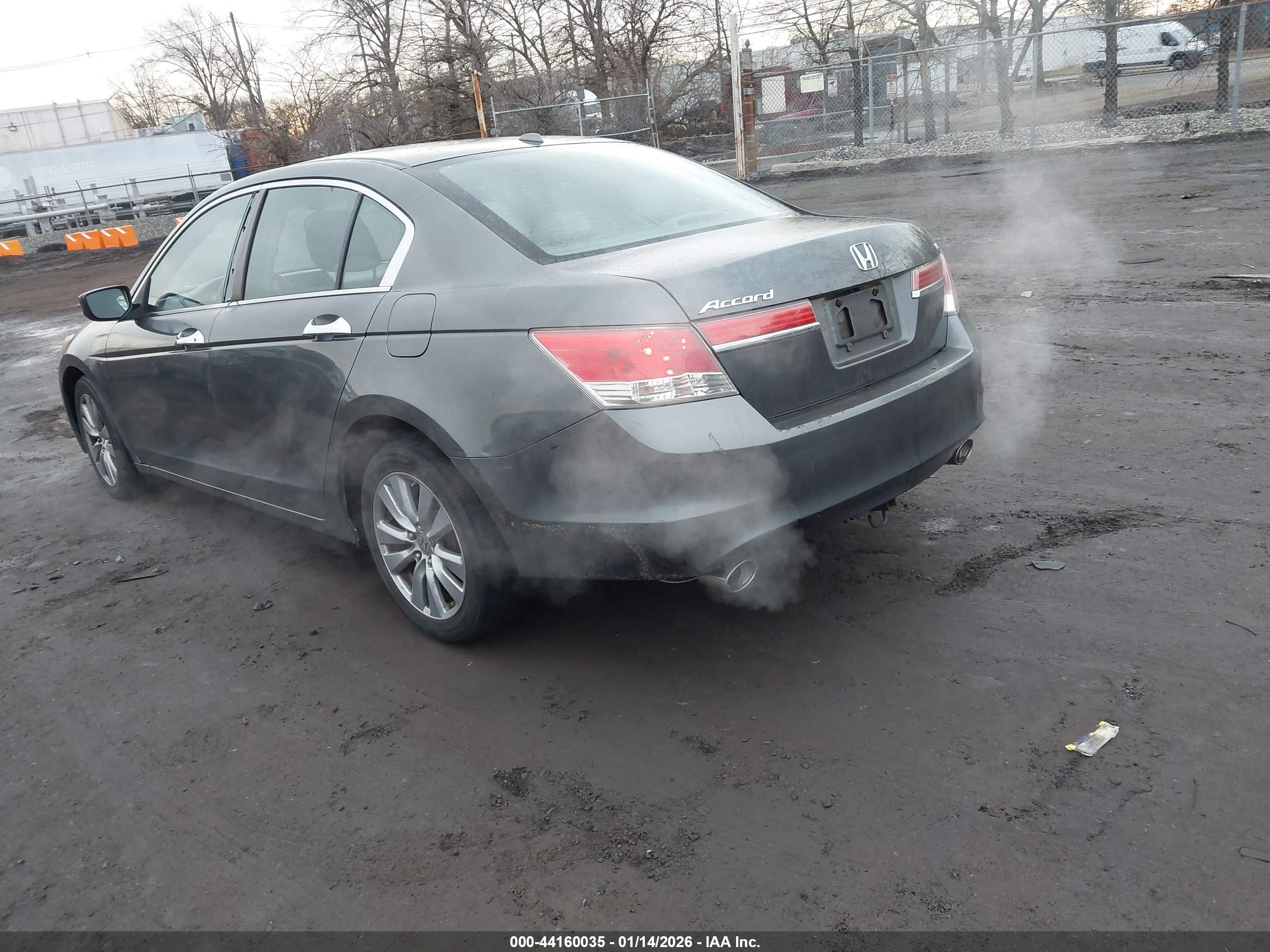 HONDA ACCORD image 3