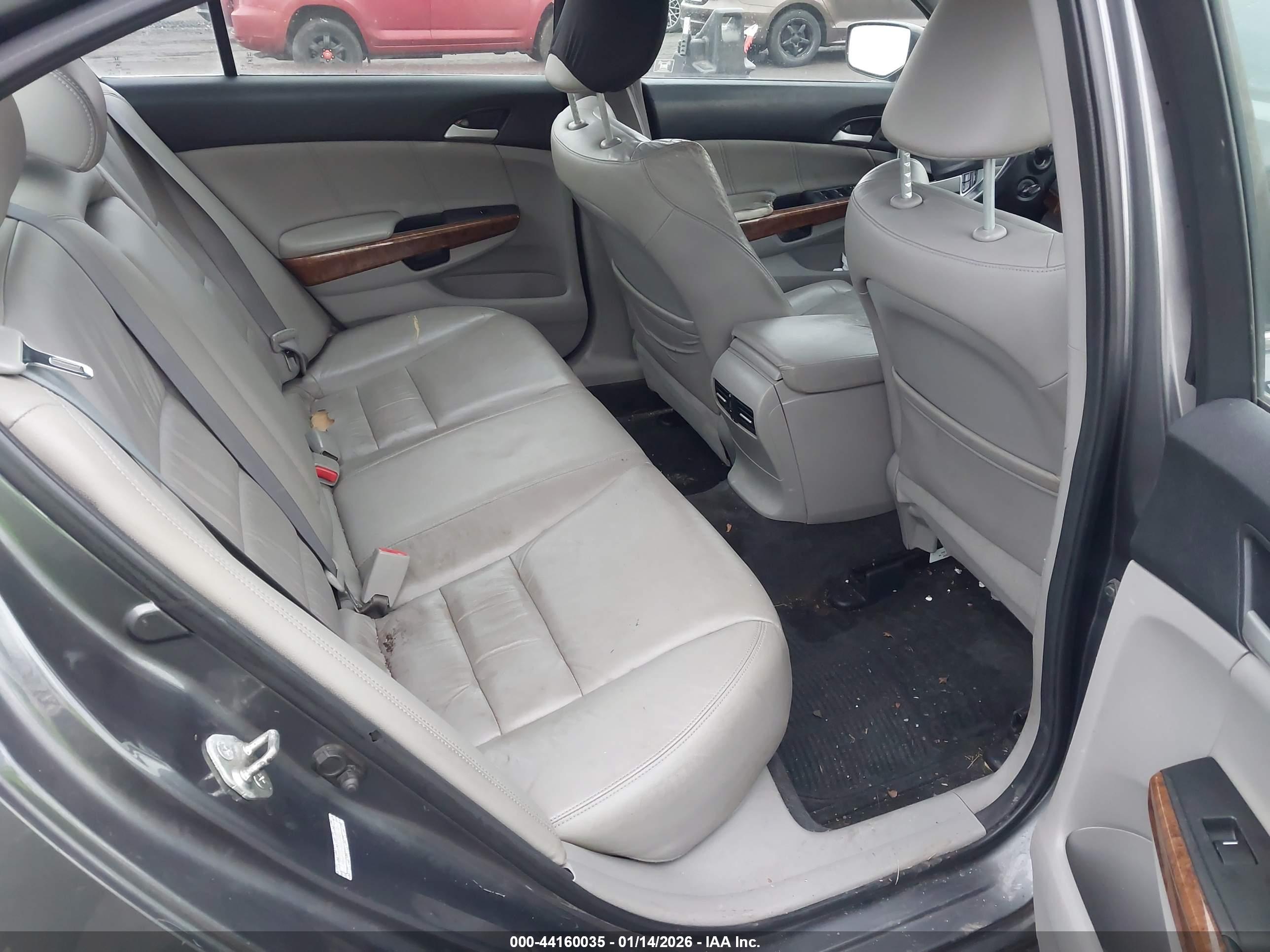 HONDA ACCORD image 8