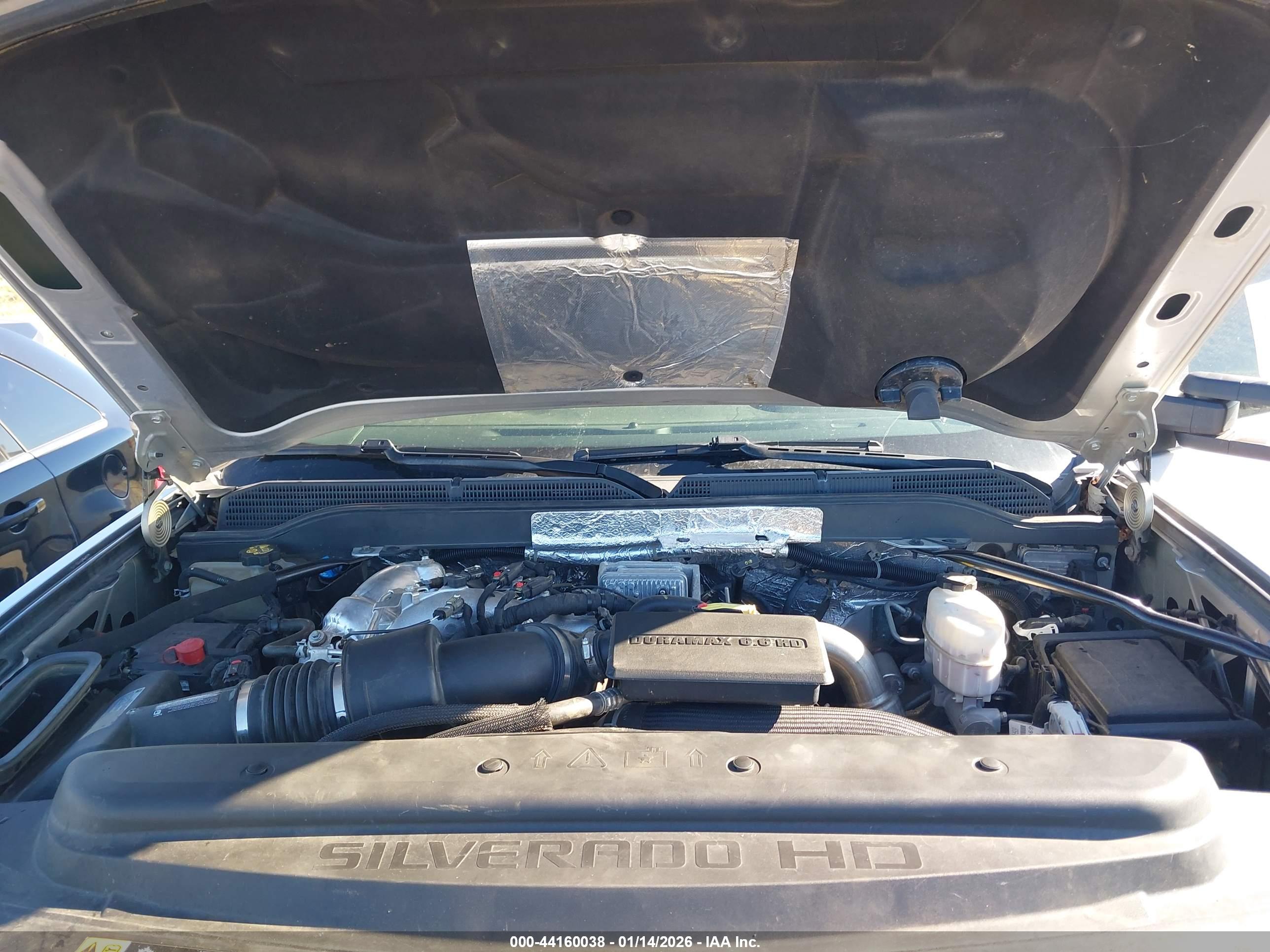 CHEVROLET SILVERADO image 10