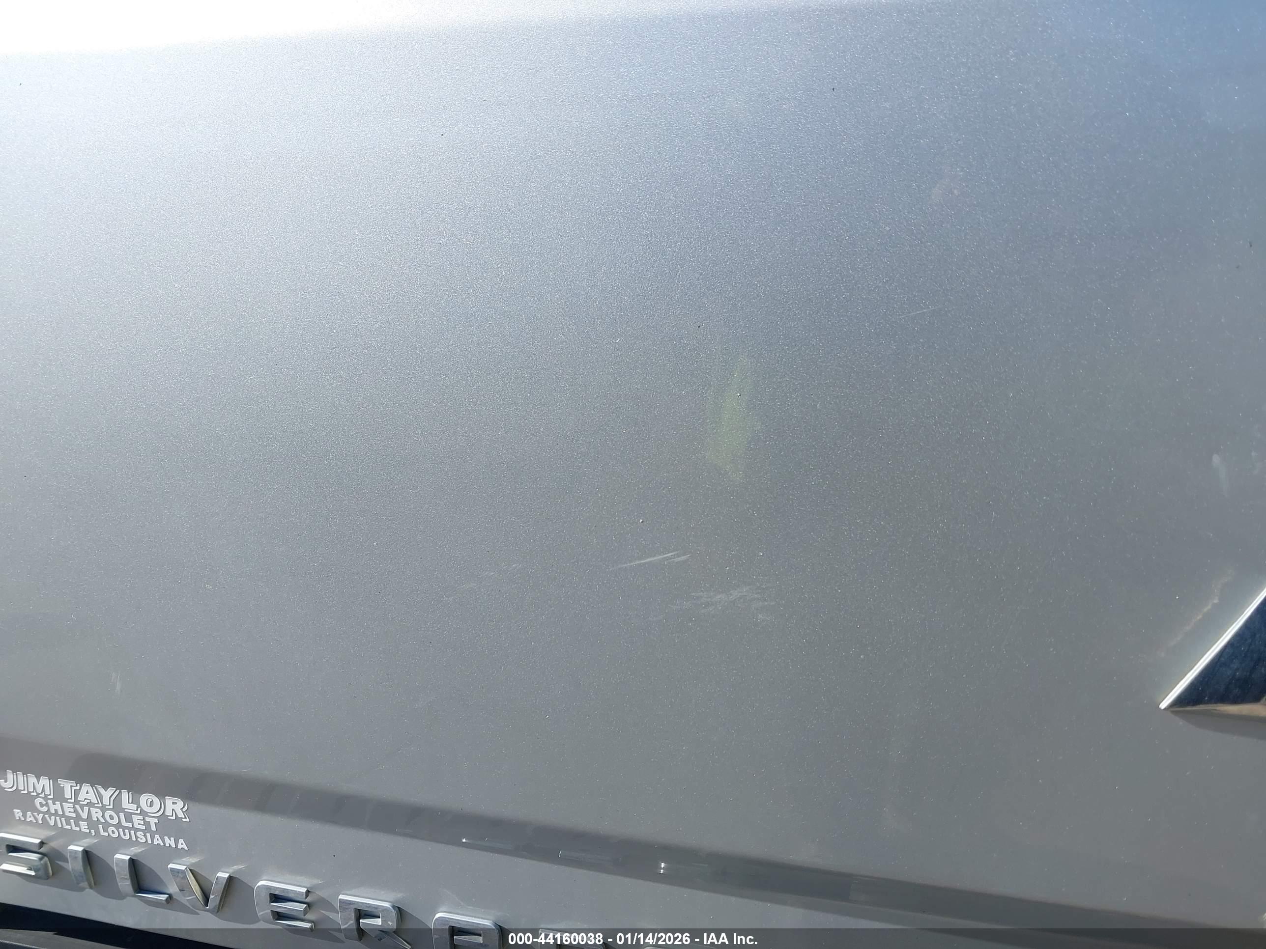 CHEVROLET SILVERADO image 6