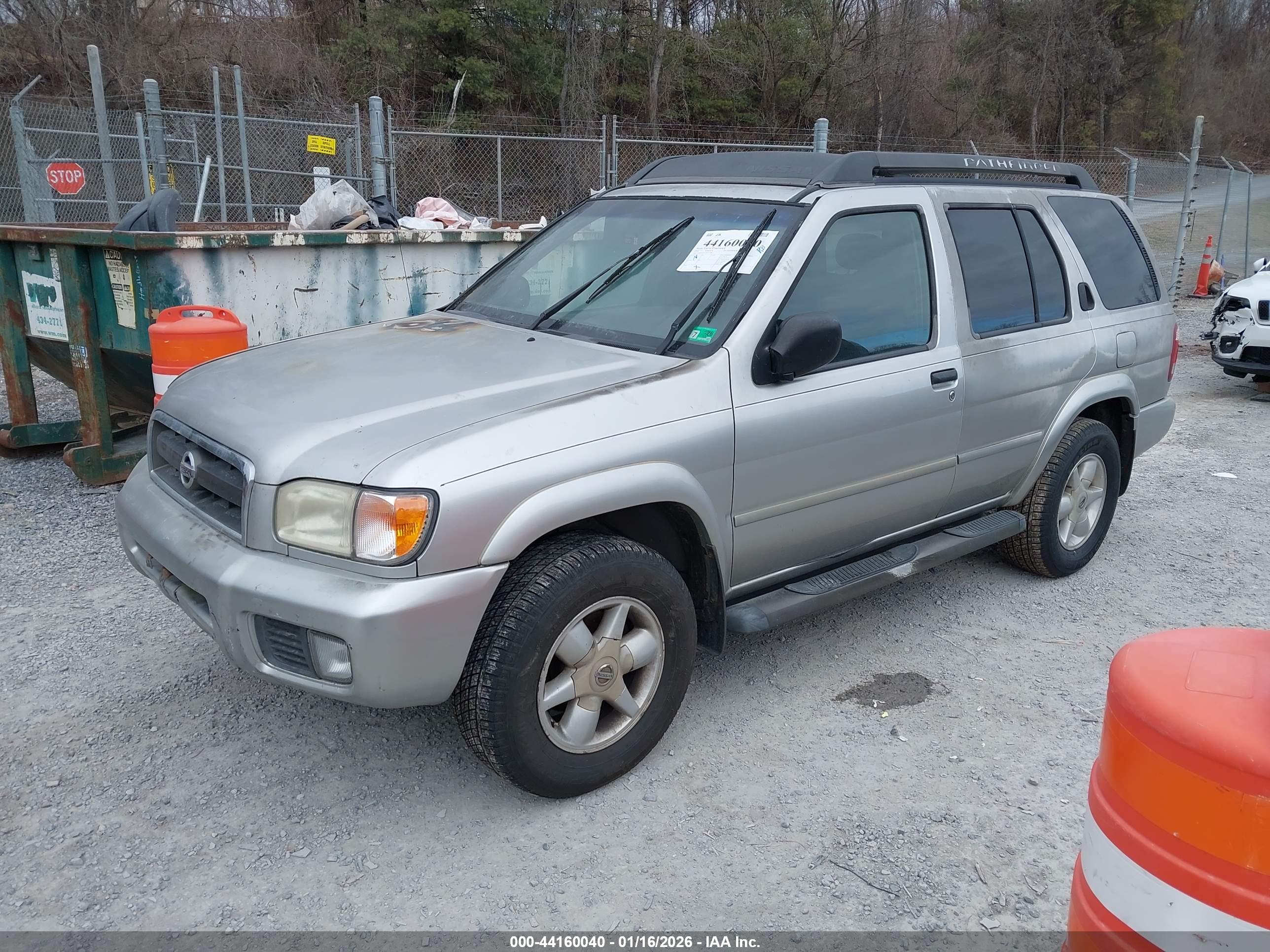 NISSAN PATHFINDER image 2