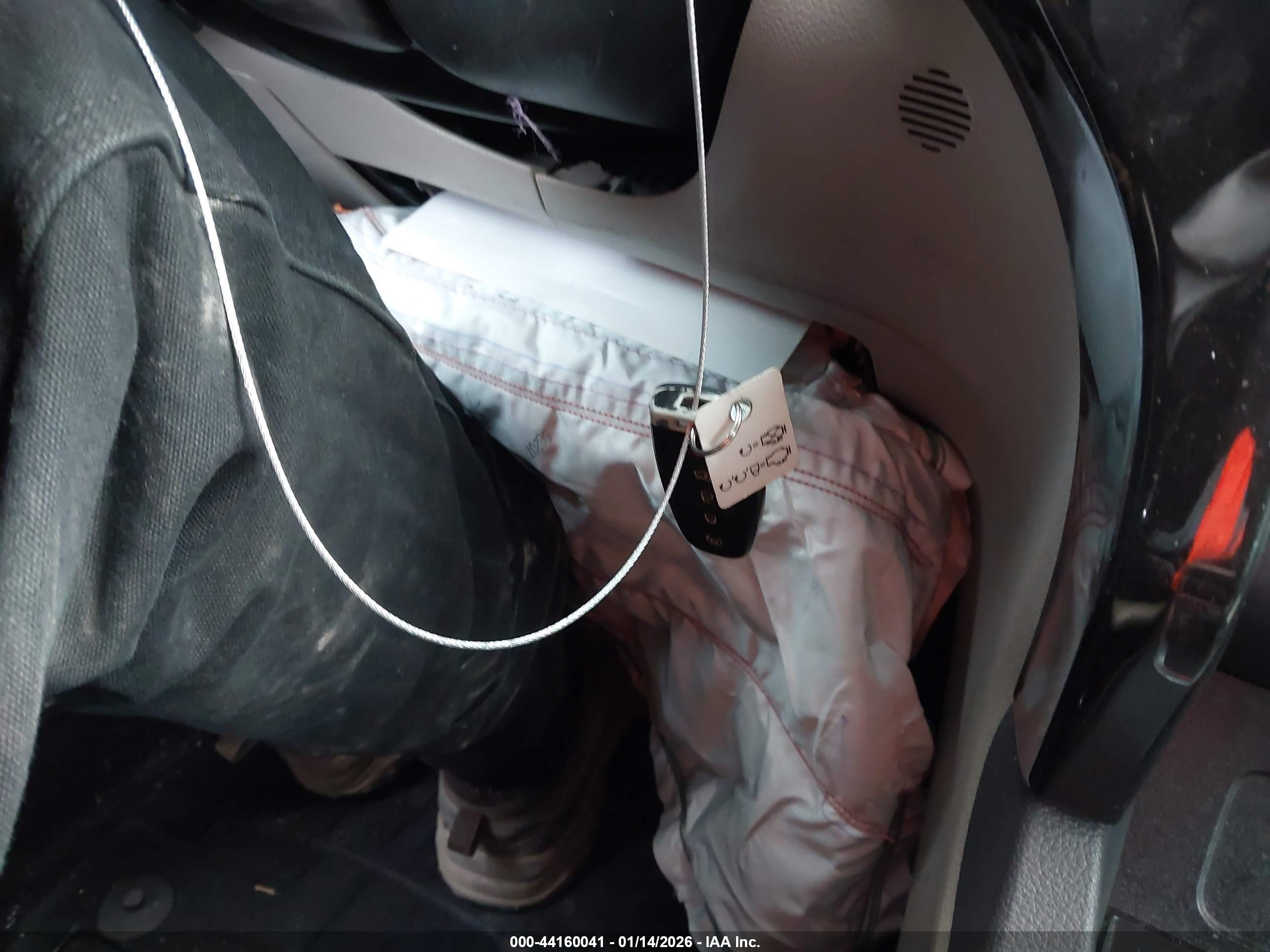 FORD ESCAPE image 11
