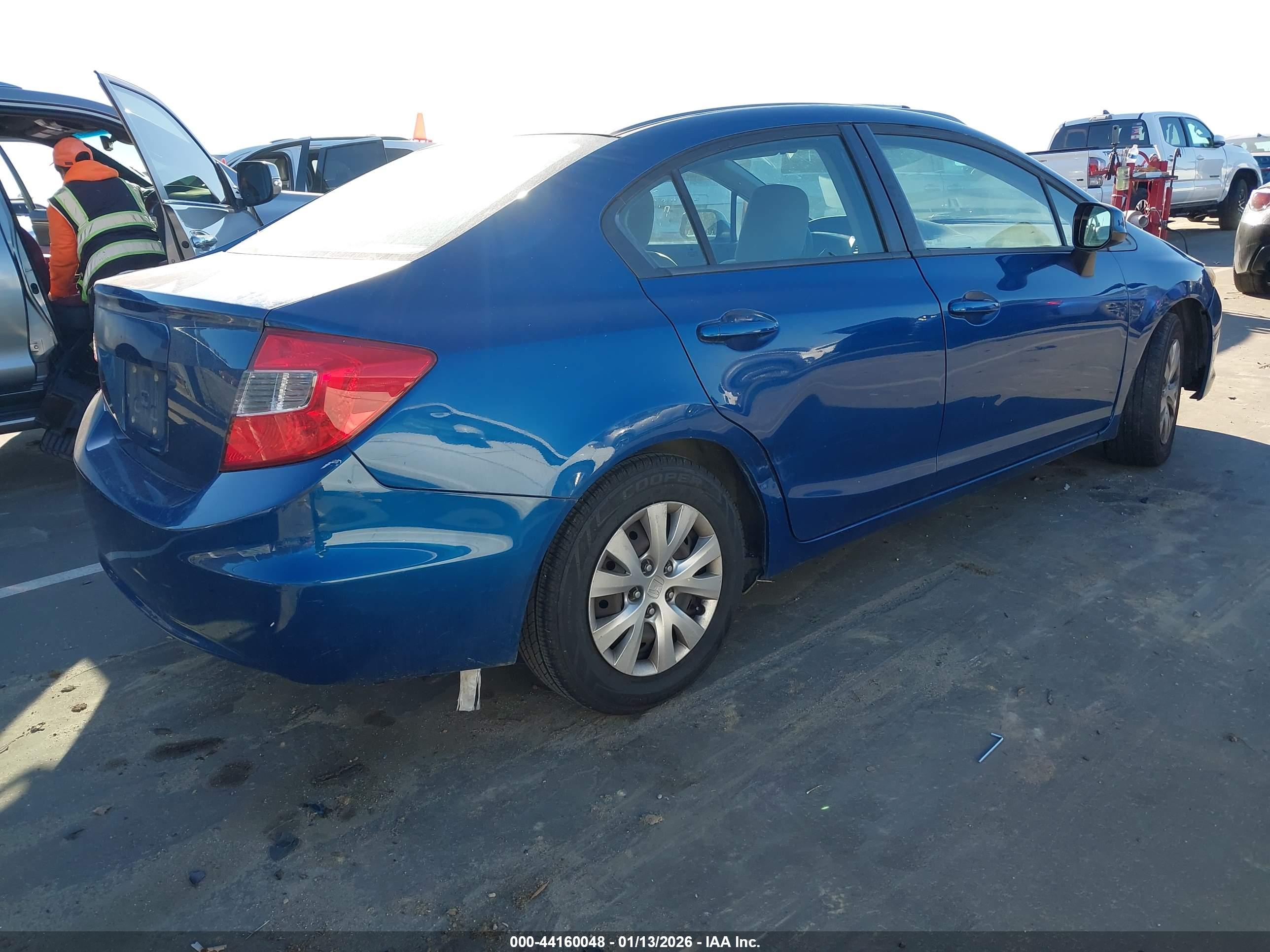 HONDA CIVIC image 4