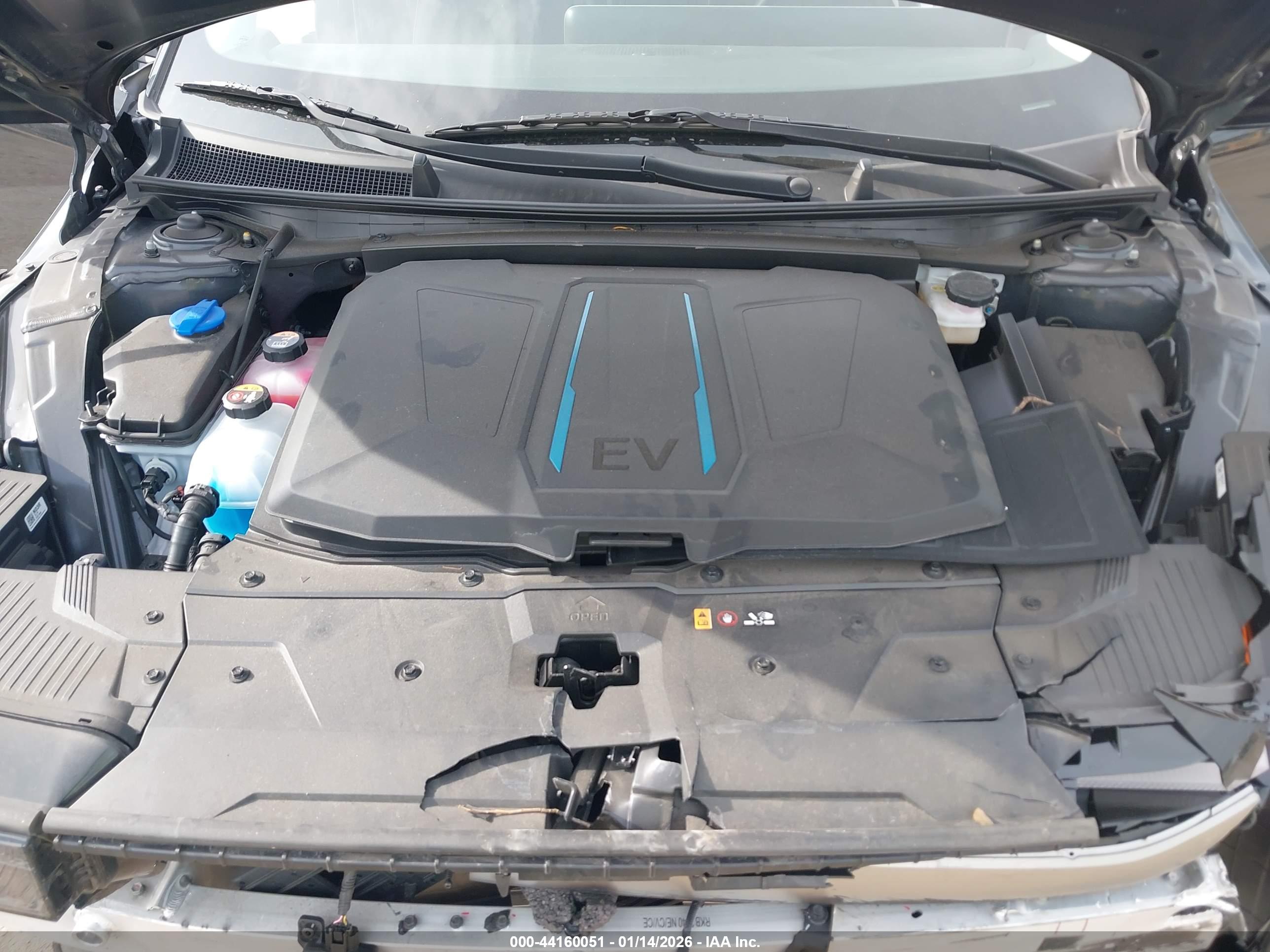 HYUNDAI IONIQ image 10