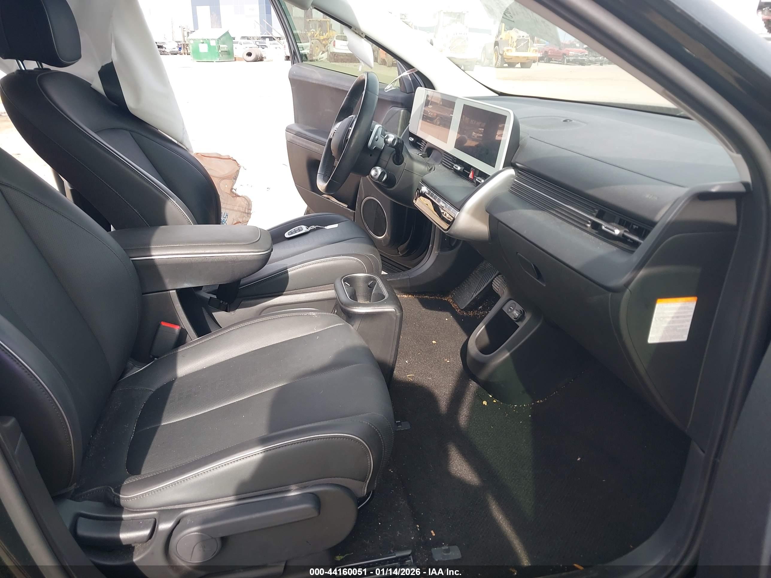 HYUNDAI IONIQ image 5