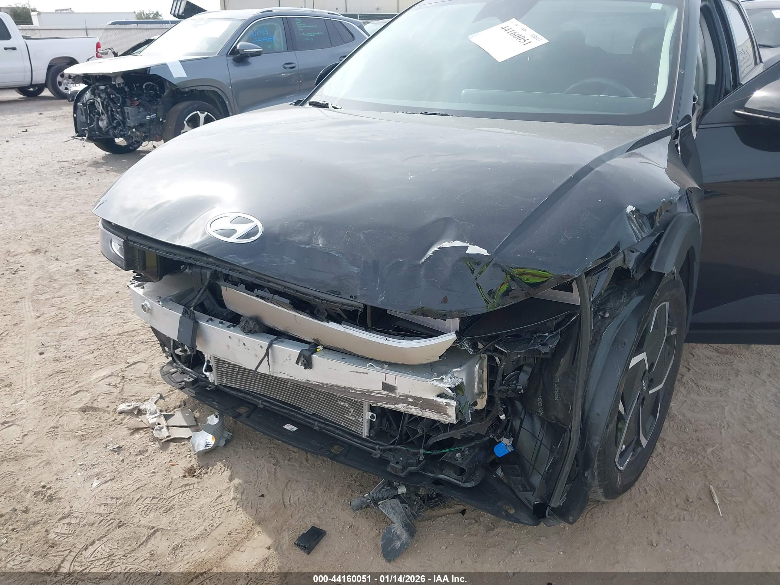 HYUNDAI IONIQ image 6