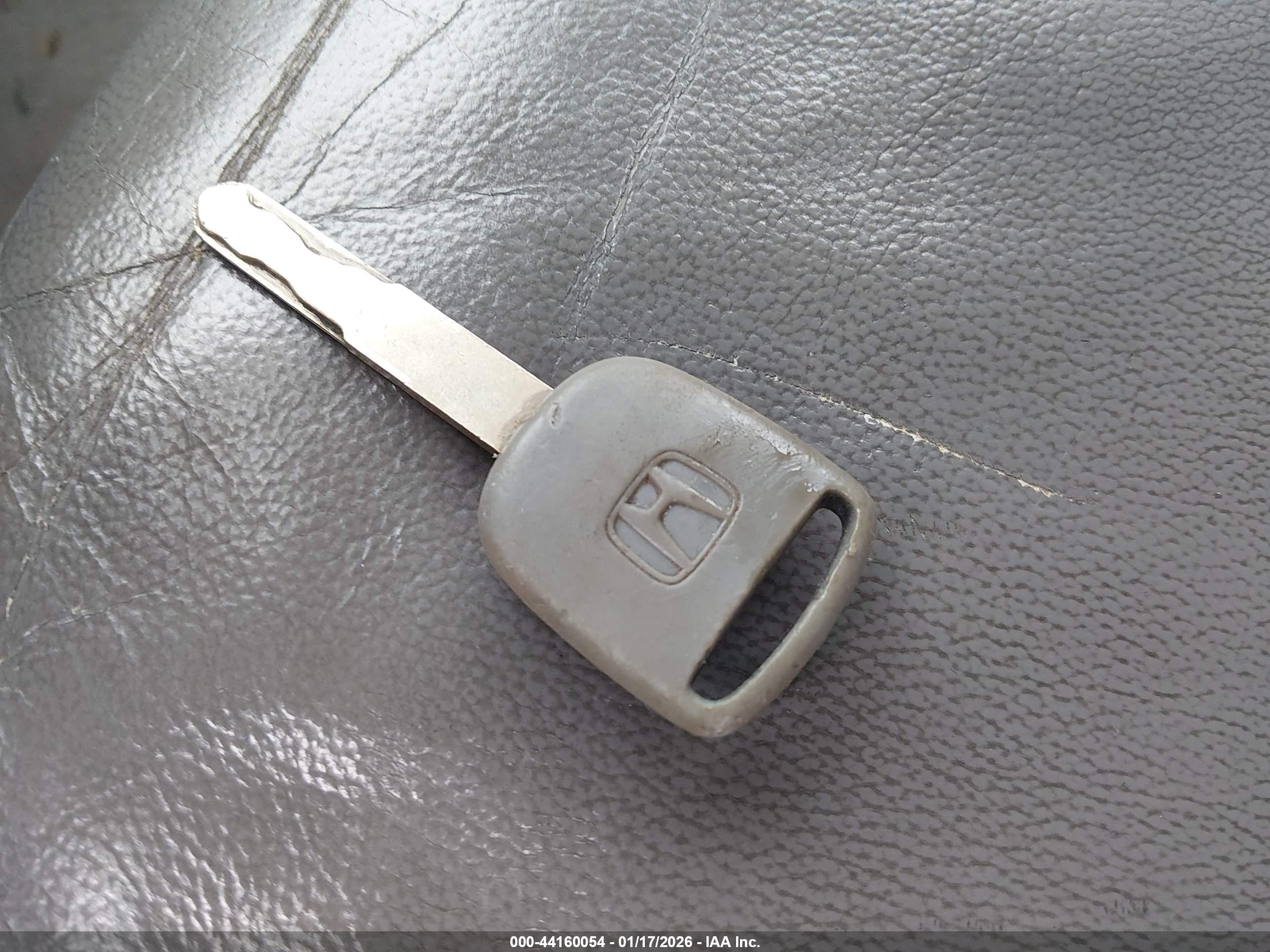 HONDA CR-V image 11