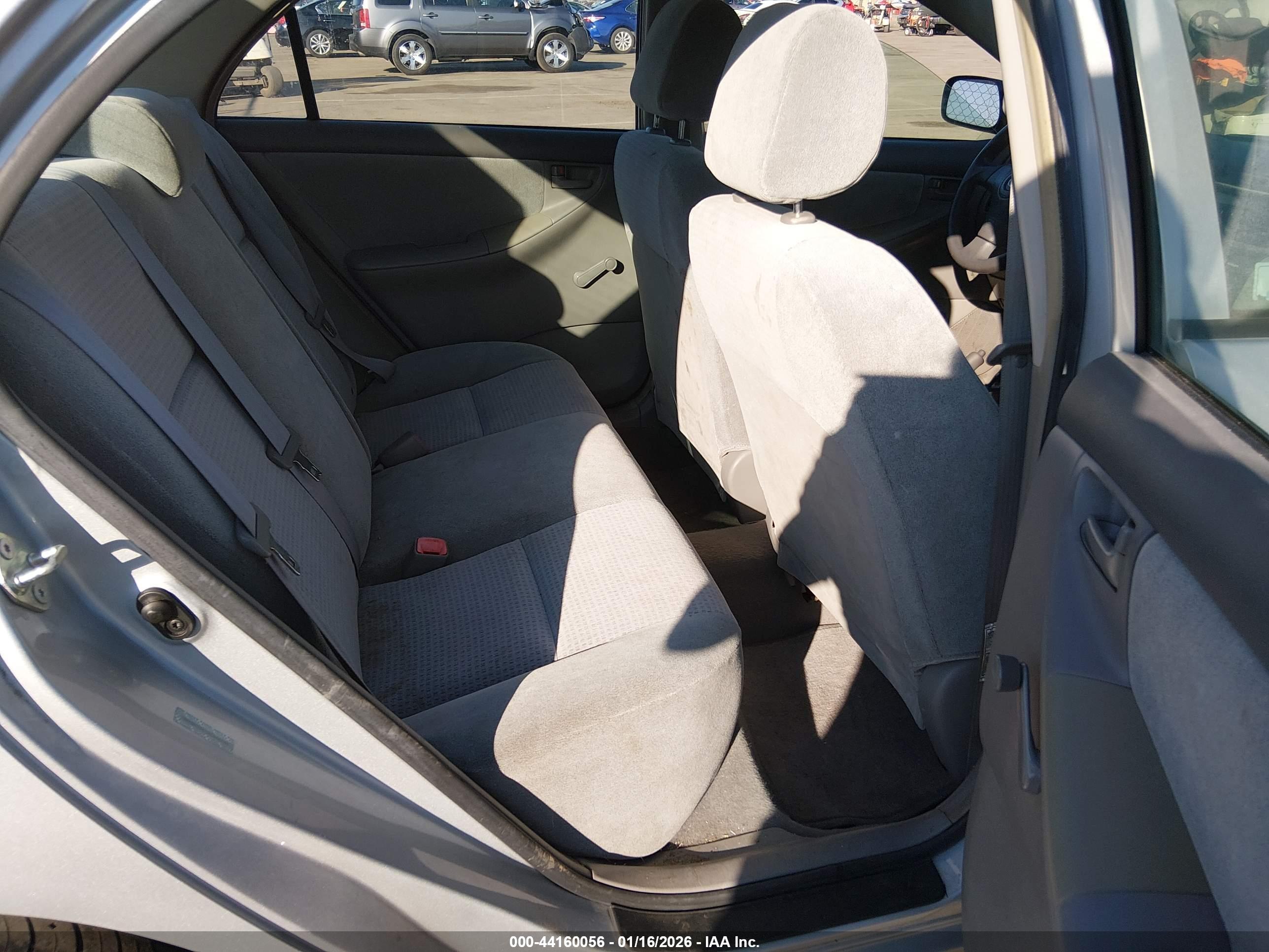 TOYOTA COROLLA image 8