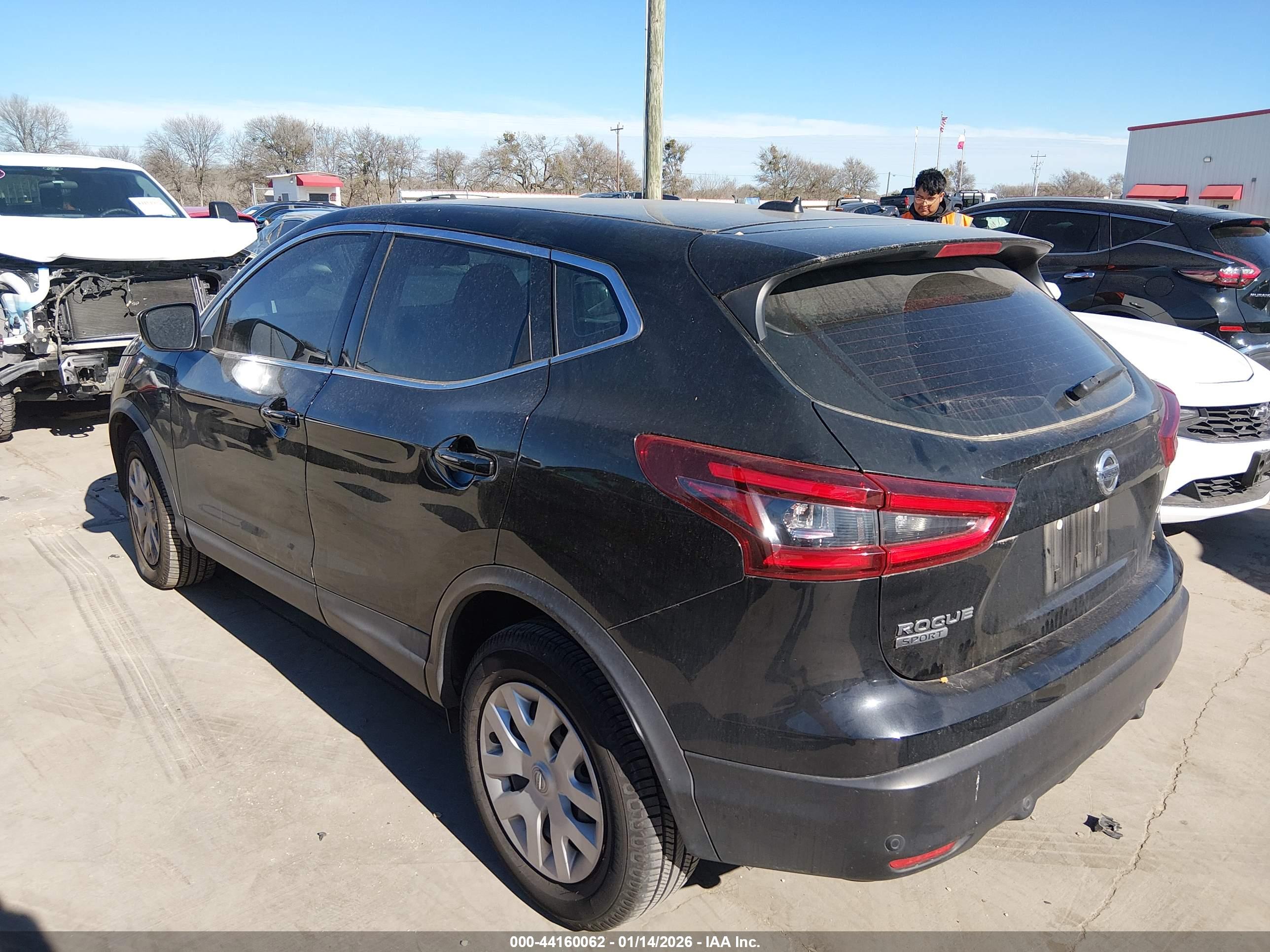 NISSAN ROGUE image 3