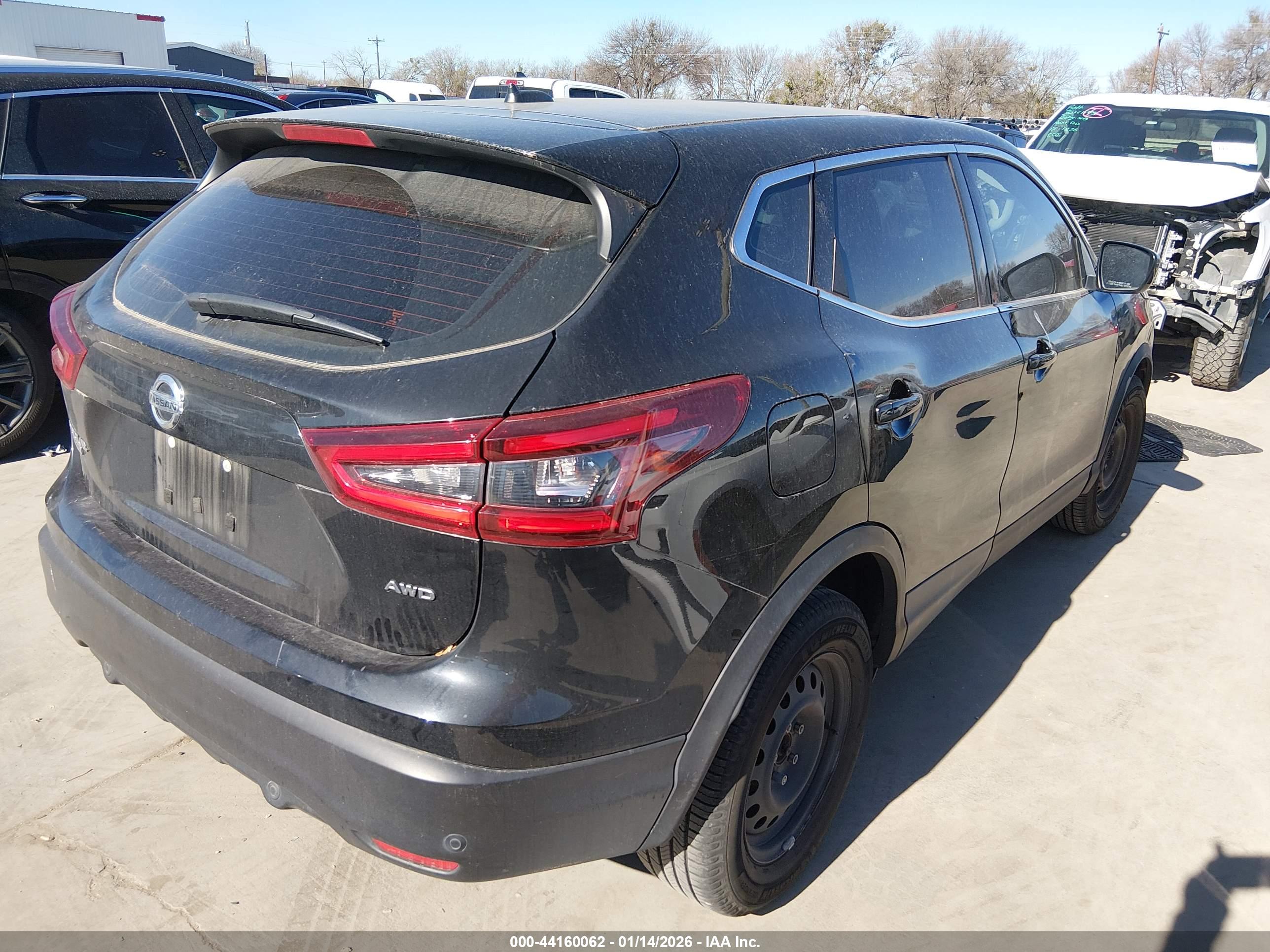 NISSAN ROGUE image 4