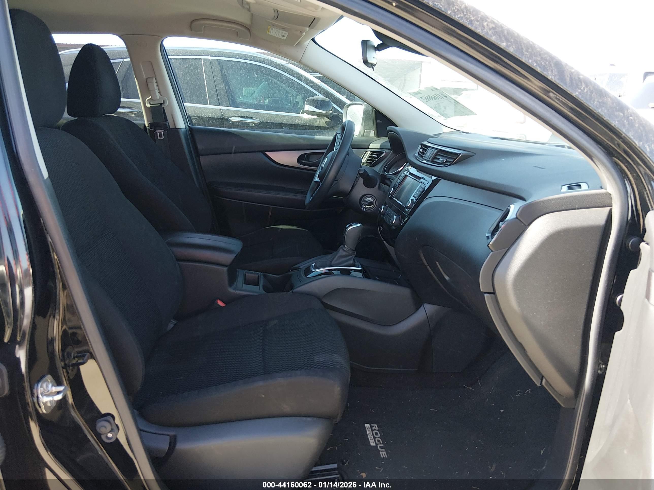 NISSAN ROGUE image 5