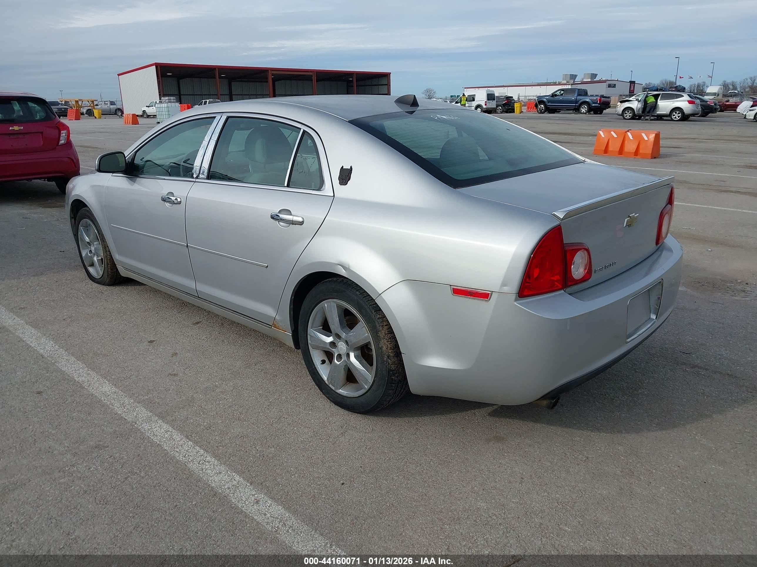 CHEVROLET MALIBU image 3