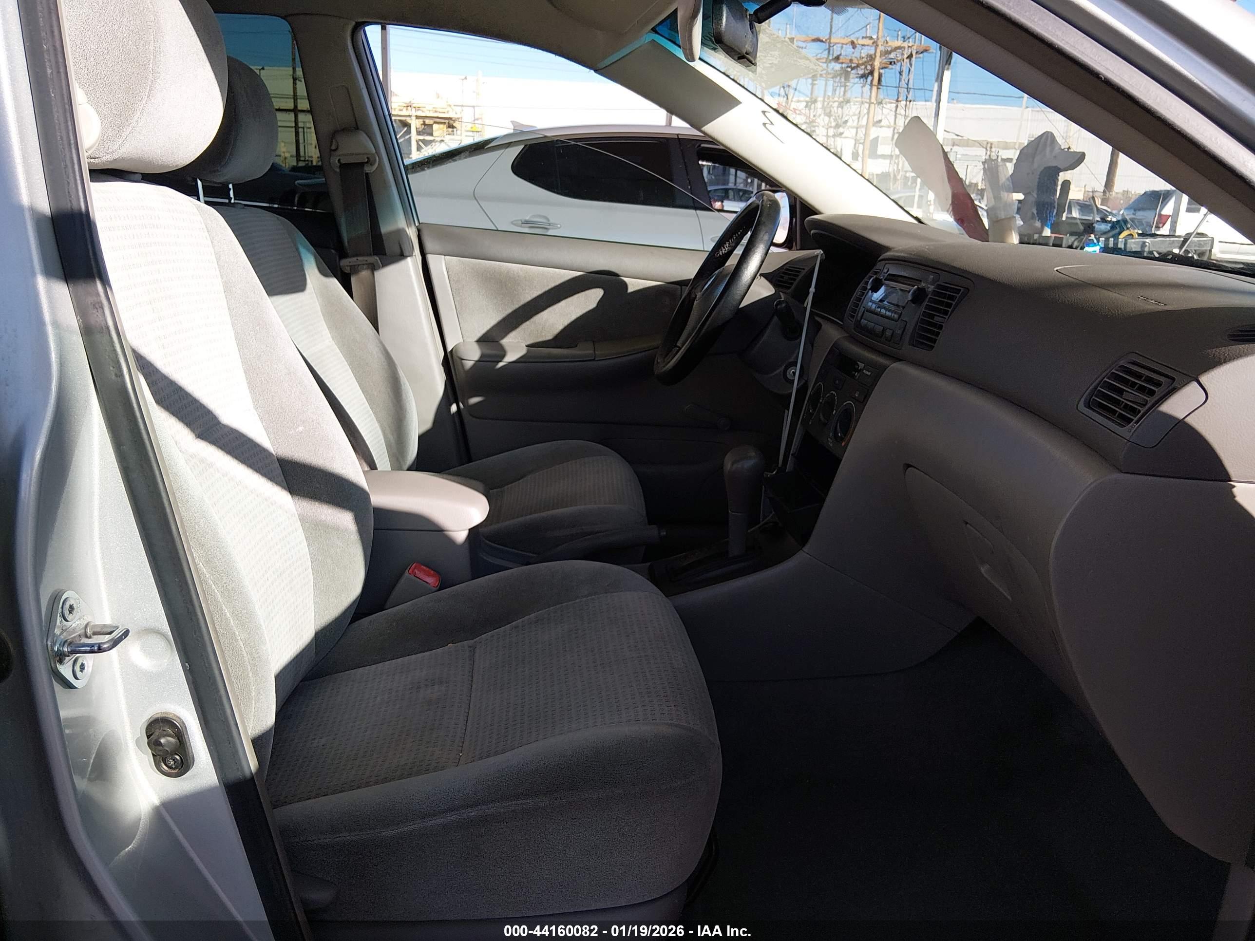 TOYOTA COROLLA image 5