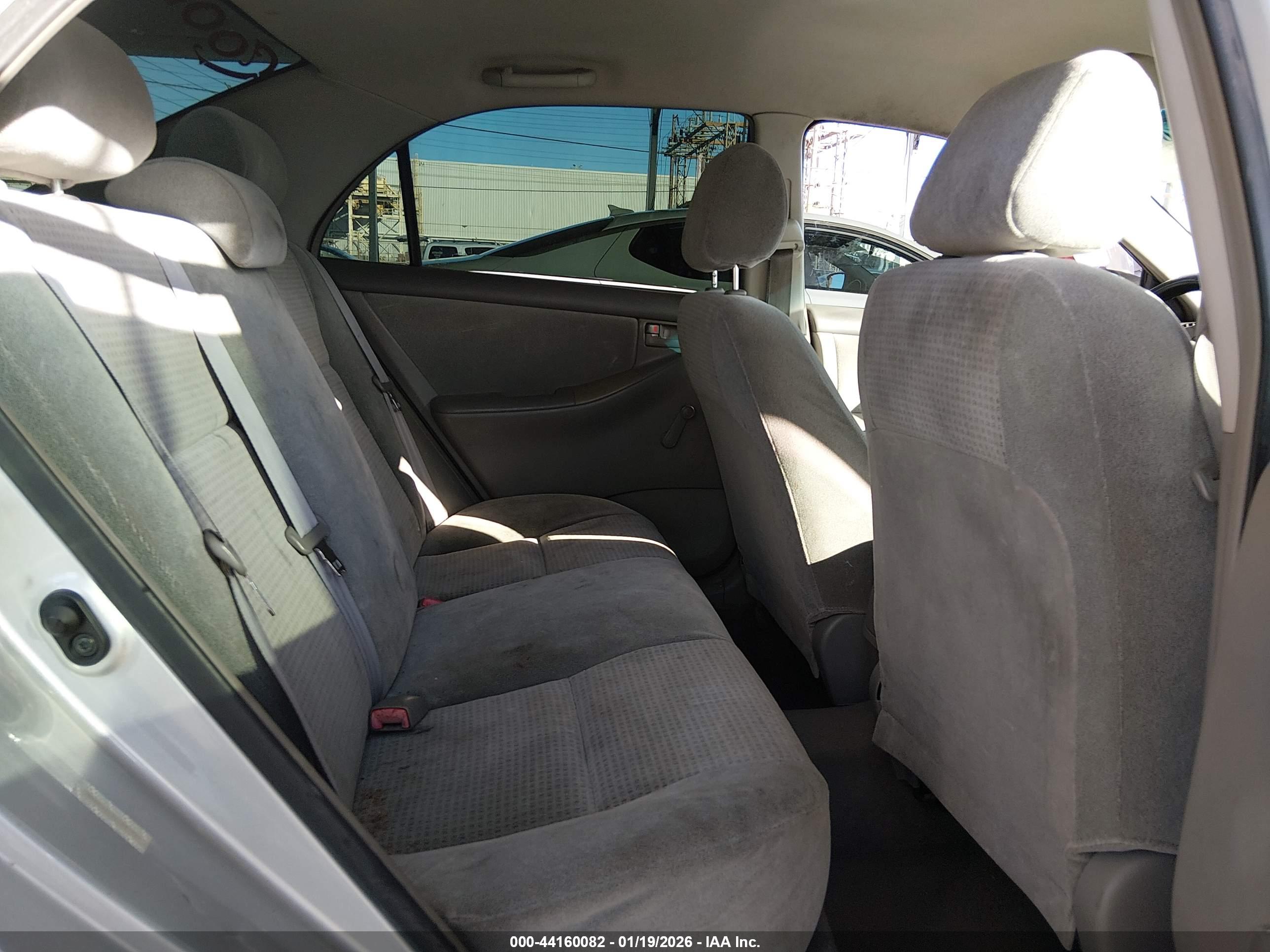 TOYOTA COROLLA image 8