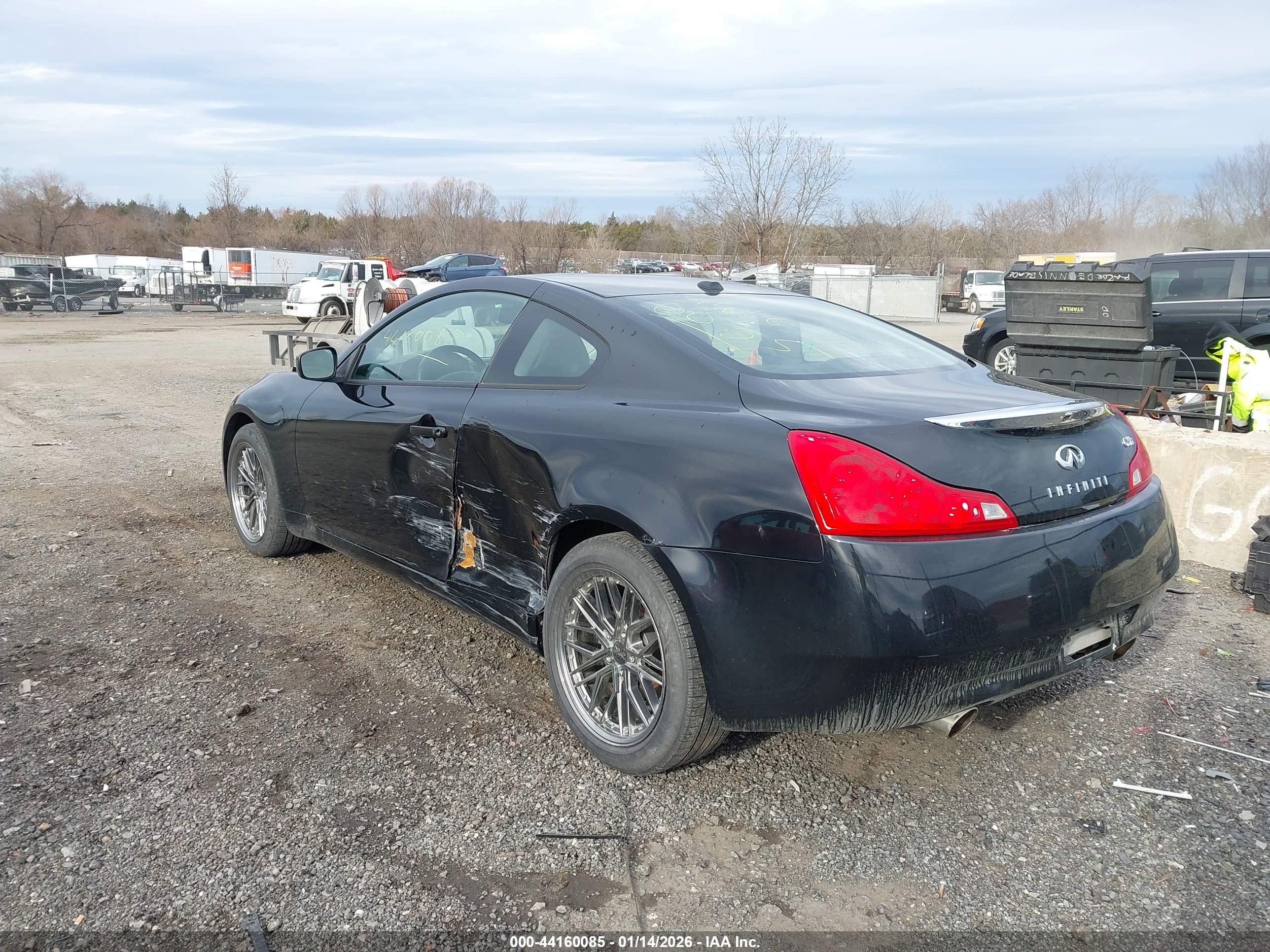 INFINITI G37X image 3