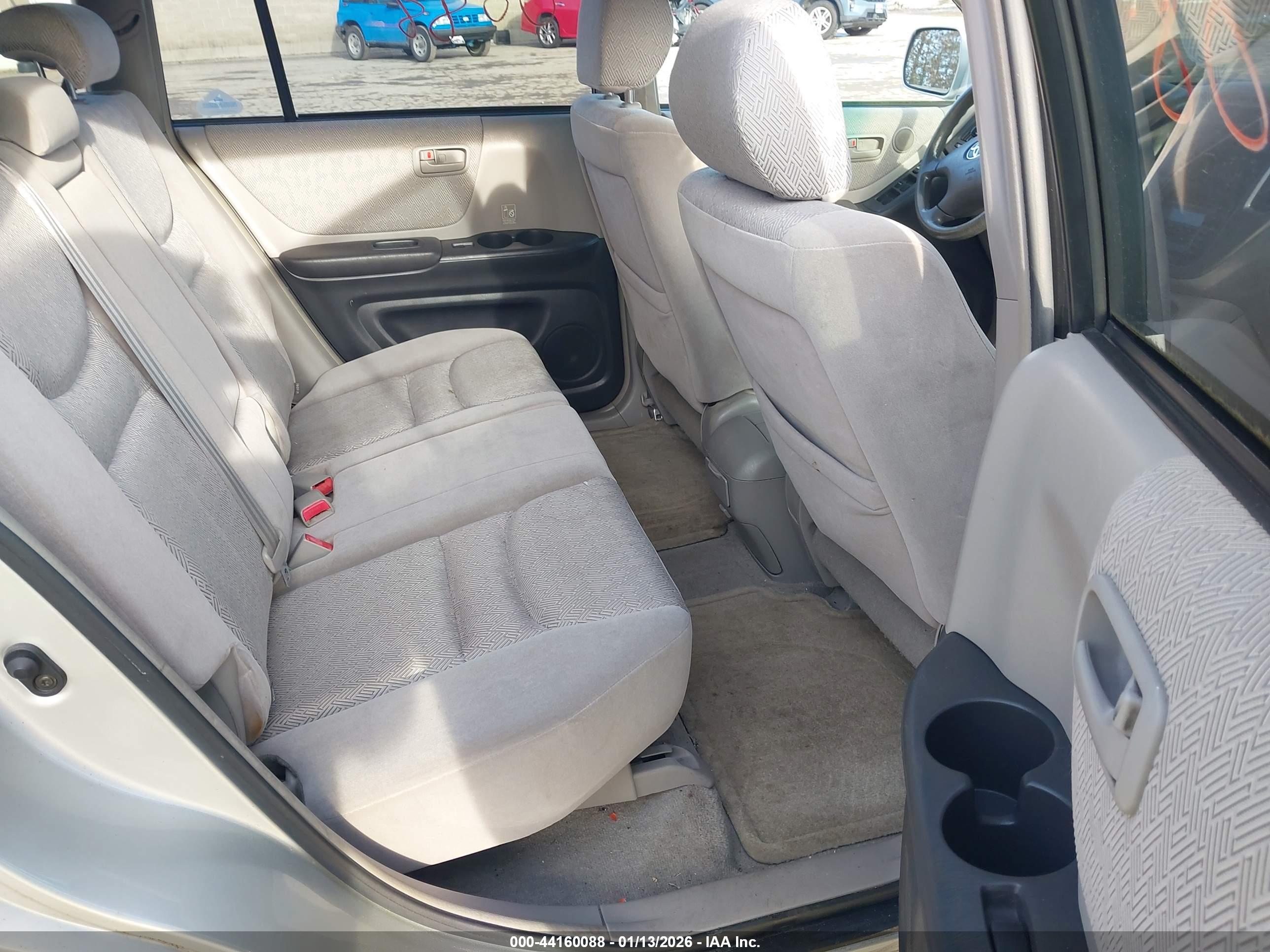 TOYOTA HIGHLANDER image 8