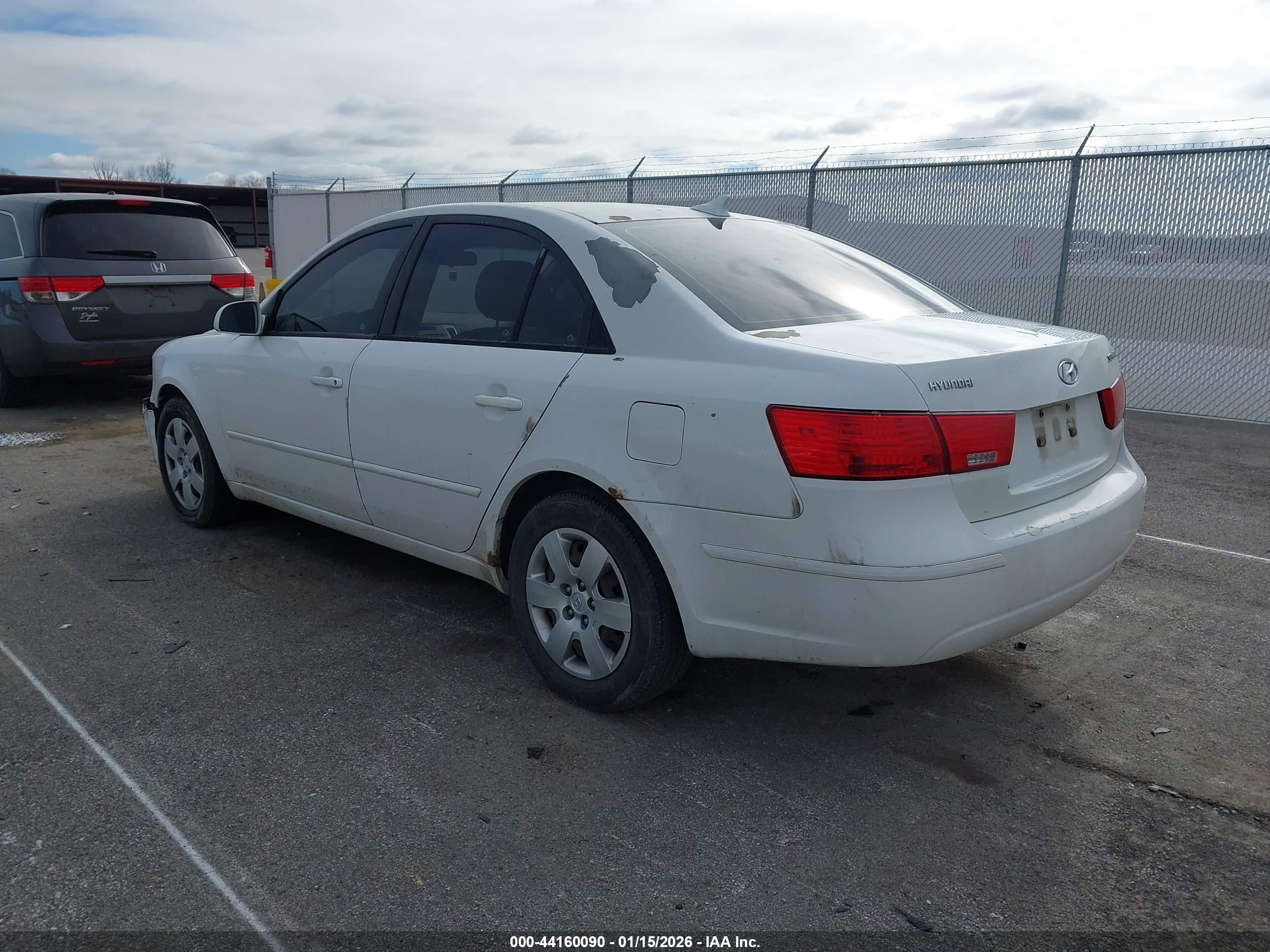 HYUNDAI SONATA image 3