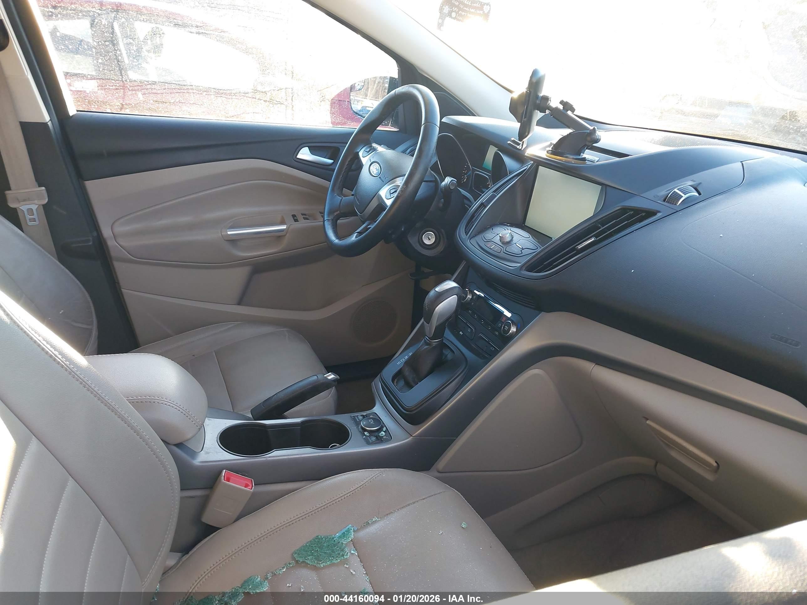 FORD ESCAPE image 5