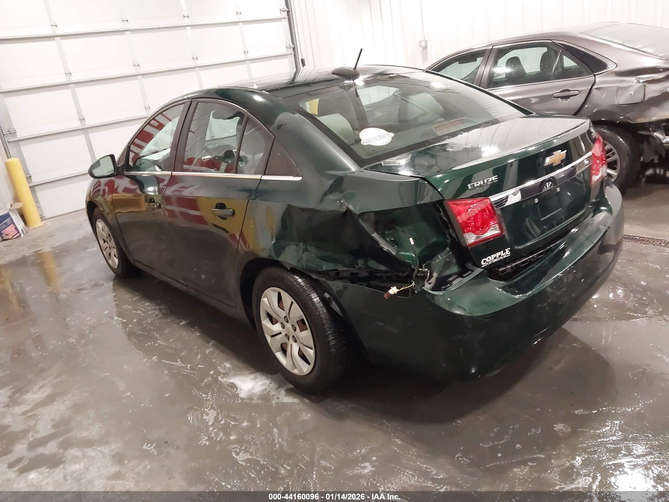 CHEVROLET CRUZE image 3