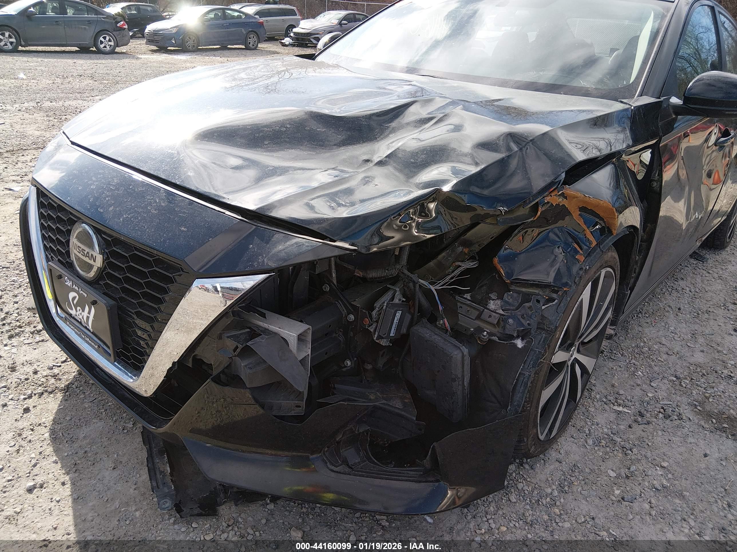 NISSAN ALTIMA image 6